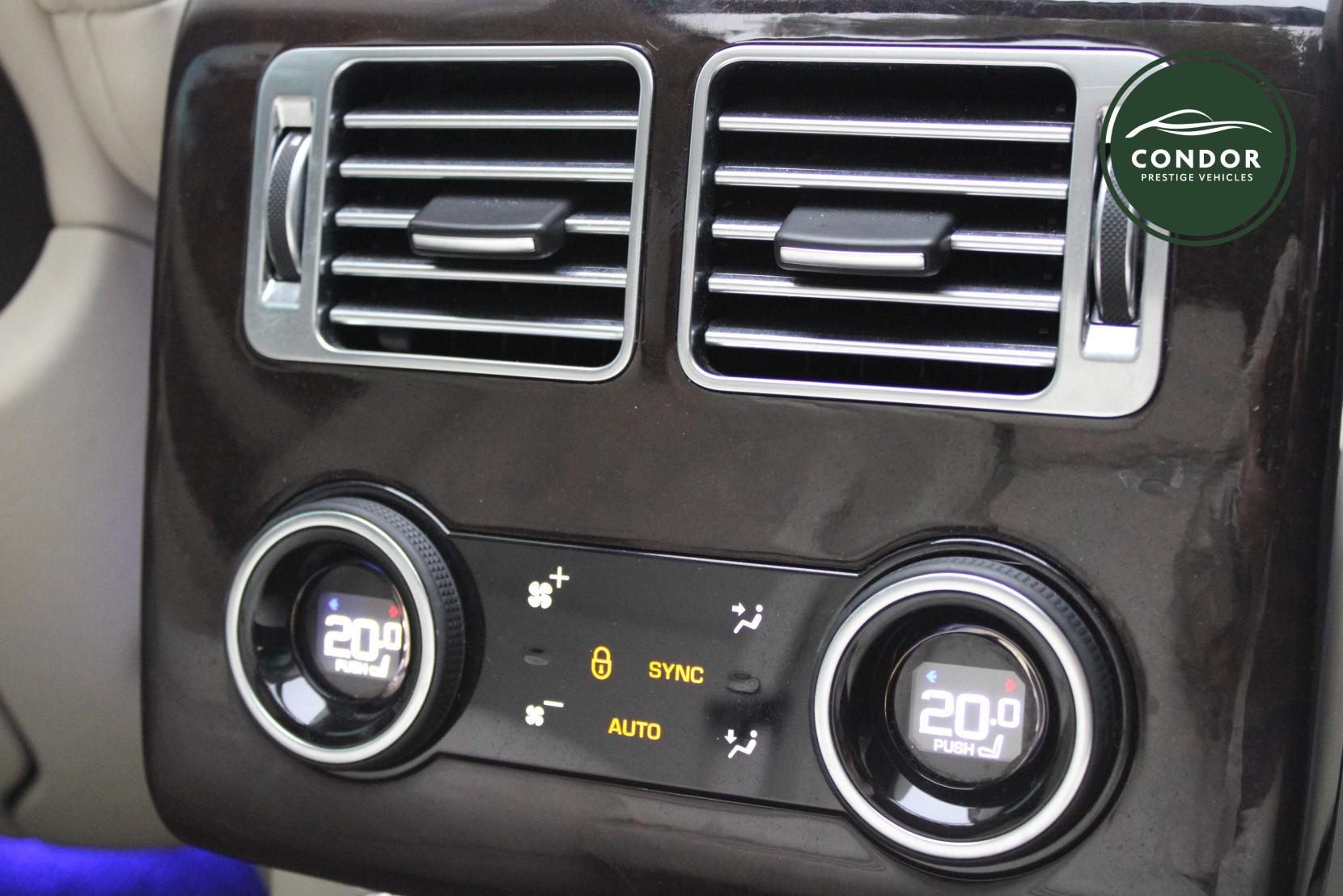 Land Rover Range Rover 4.4 SD V8 Autobiography SUV 5dr Diesel Auto 4WD Euro 6 (s/s) (339 ps)