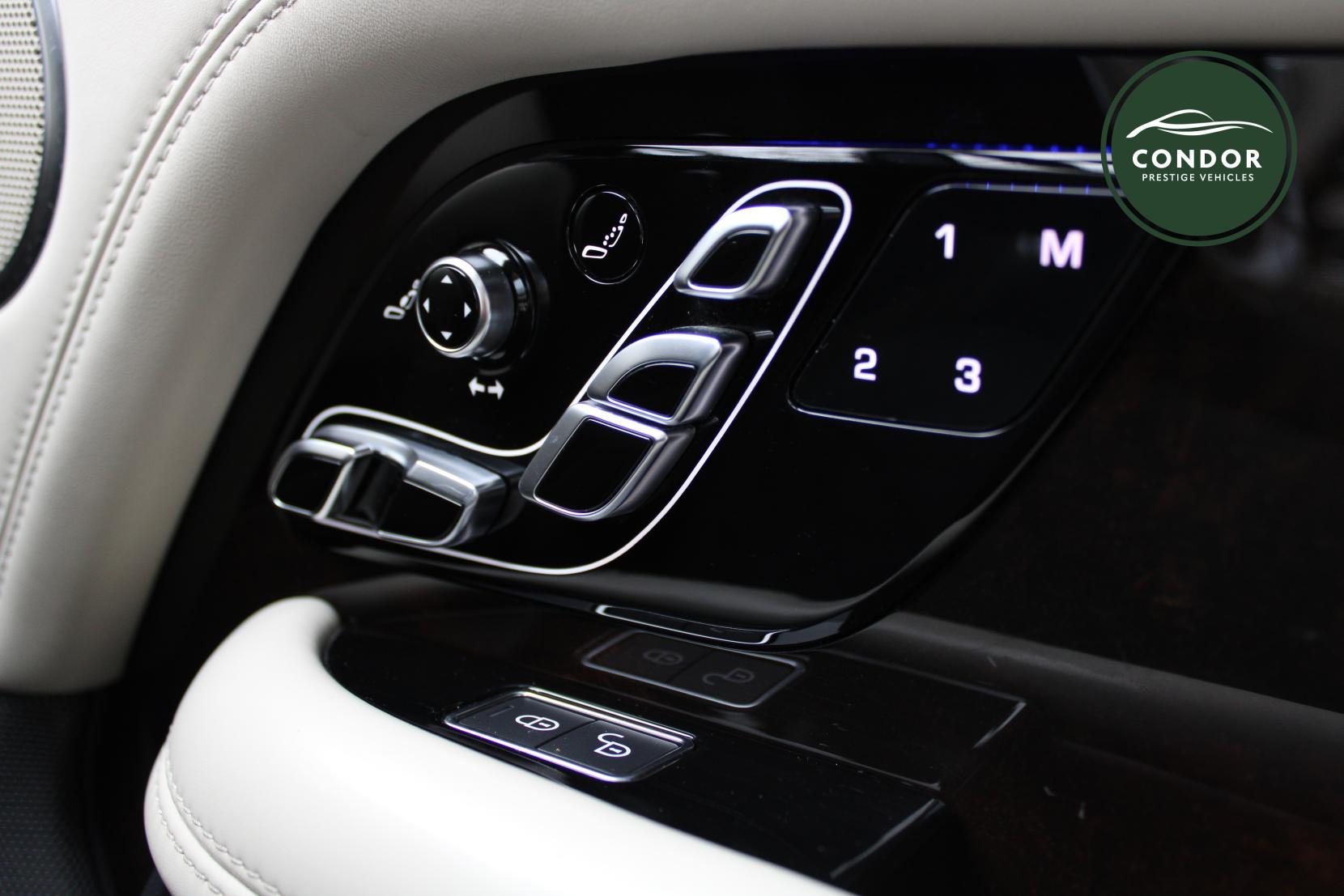 Land Rover Range Rover 4.4 SD V8 Autobiography SUV 5dr Diesel Auto 4WD Euro 6 (s/s) (339 ps)