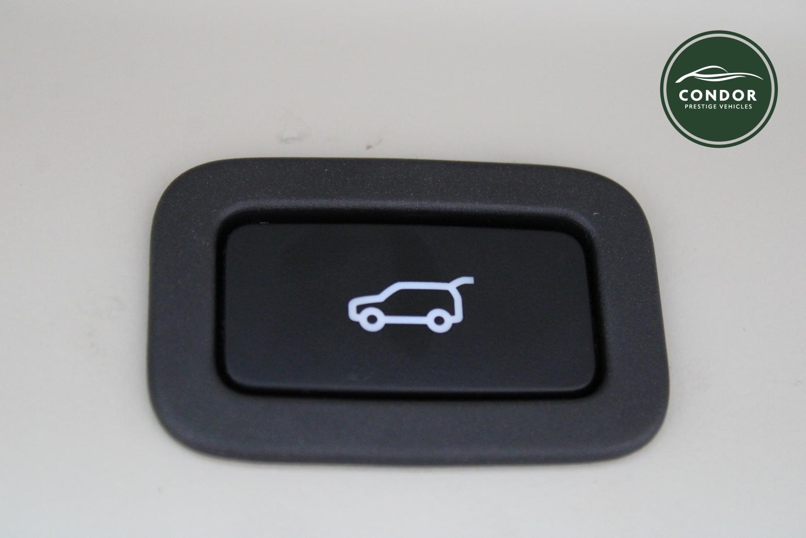 Land Rover Range Rover 4.4 SD V8 Autobiography SUV 5dr Diesel Auto 4WD Euro 6 (s/s) (339 ps)