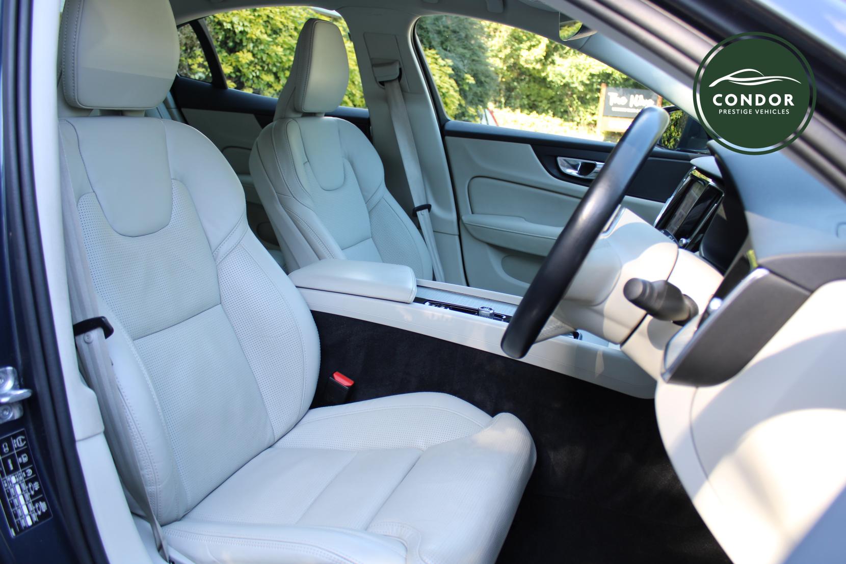 Volvo S60 2.0 B5 MHEV Inscription Saloon 4dr Petrol Hybrid Auto Euro 6 (s/s) (250 ps)