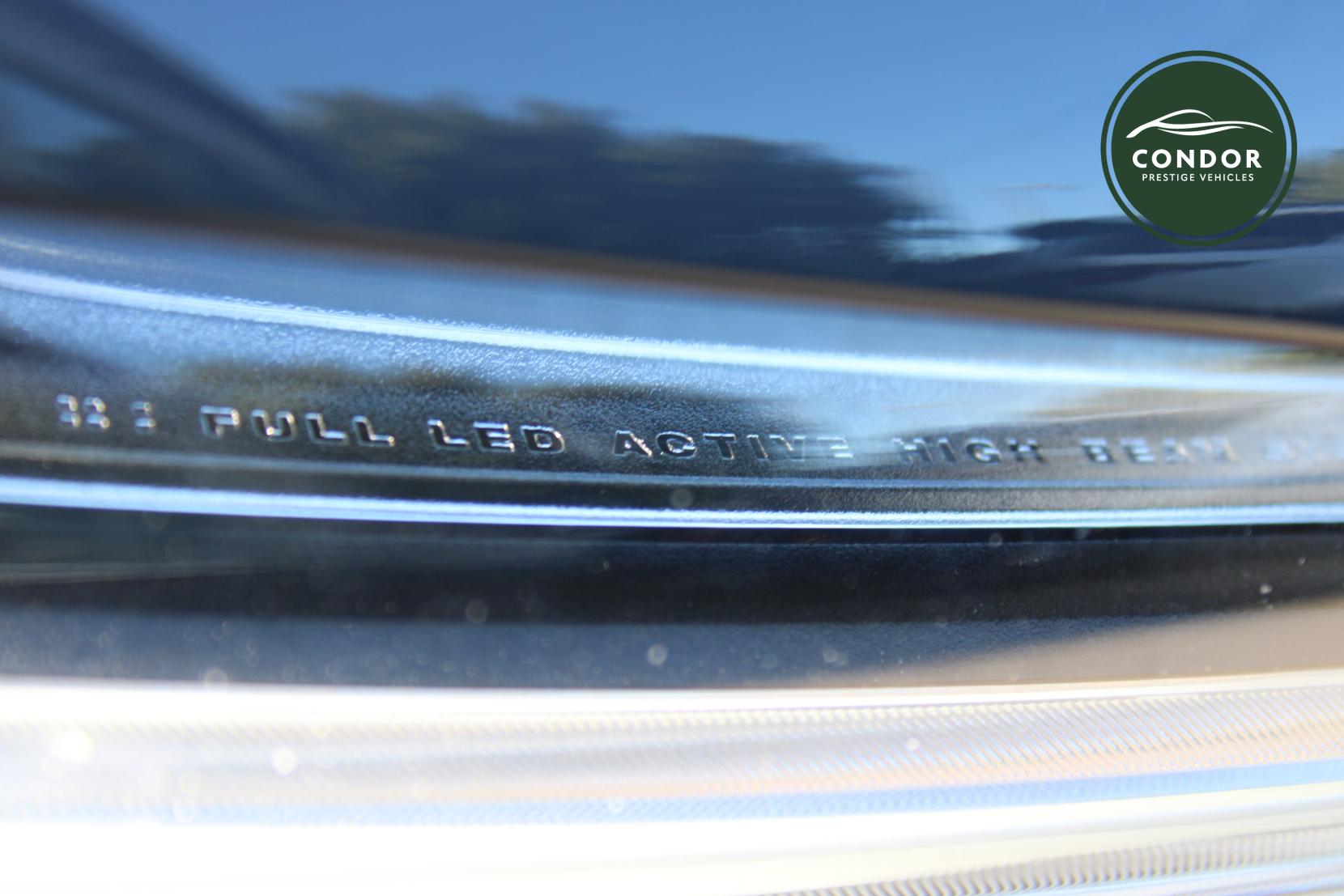 Volvo S60 2.0 B5 MHEV Inscription Saloon 4dr Petrol Hybrid Auto Euro 6 (s/s) (250 ps)