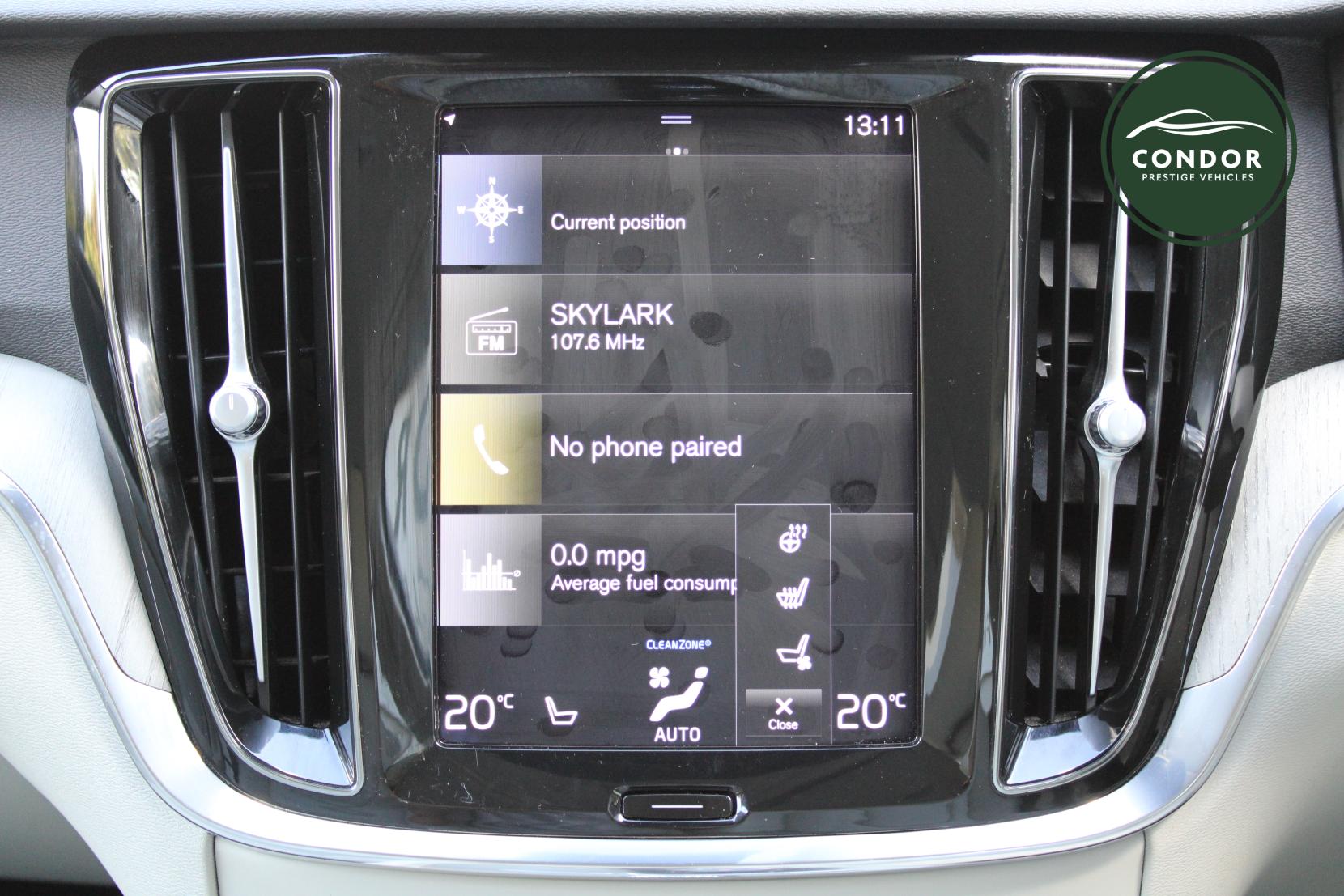 Volvo S60 2.0 B5 MHEV Inscription Saloon 4dr Petrol Hybrid Auto Euro 6 (s/s) (250 ps)