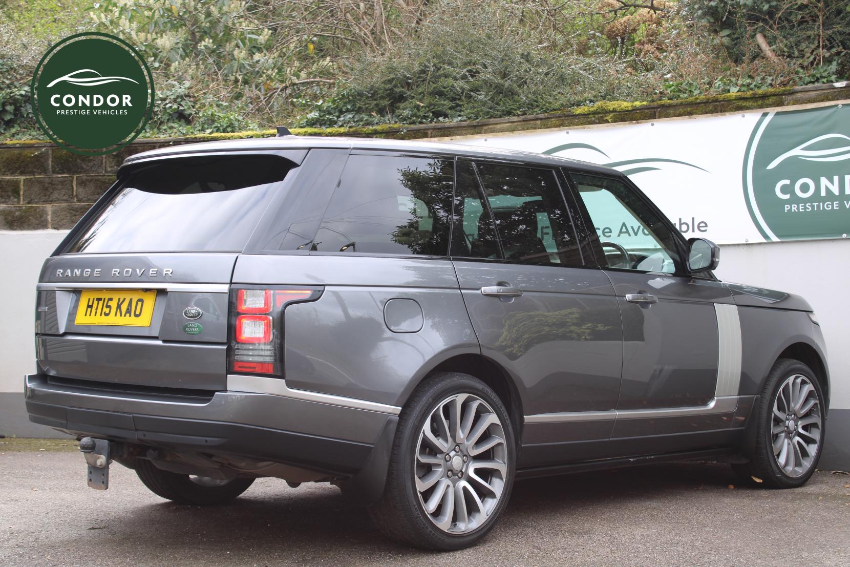 Land Rover Range Rover 4.4 SD V8 Autobiography SUV 5dr Diesel Auto 4WD Euro 5 (339 ps)