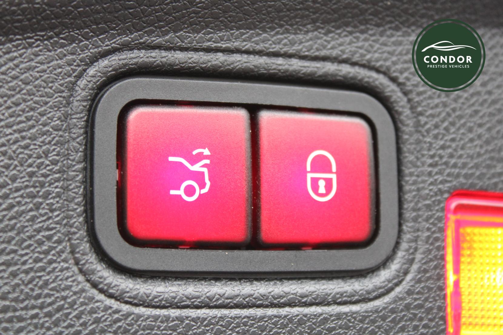 Mercedes-Benz C Class 3.0 C43 V6 AMG (Premium Plus) Coupe 2dr Petrol G-Tronic+ 4MATIC Euro 6 (s/s) (390 ps)