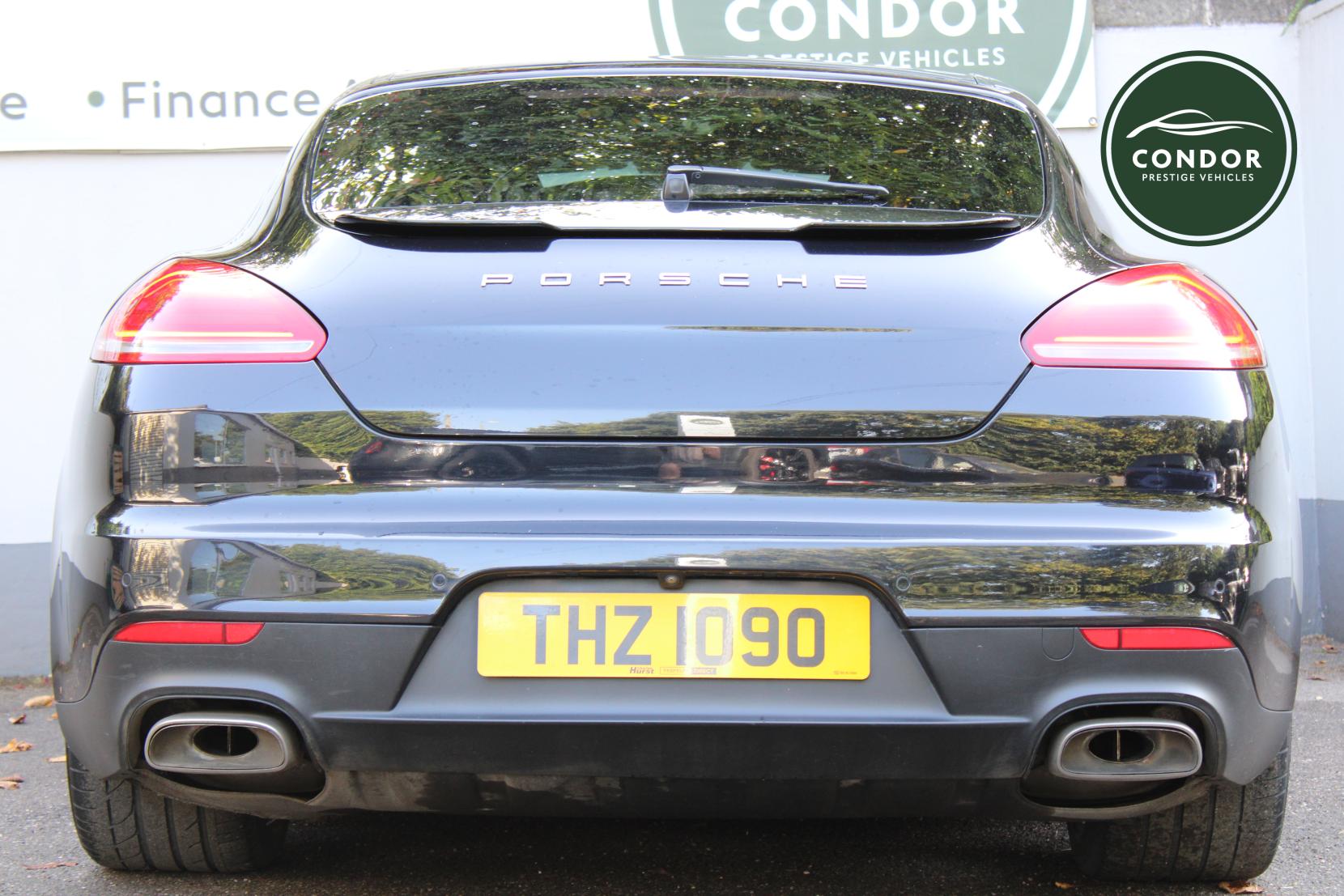 Porsche Panamera 3.0D V6 Hatchback 5dr Diesel TiptronicS Euro 5 (s/s) (300 ps)
