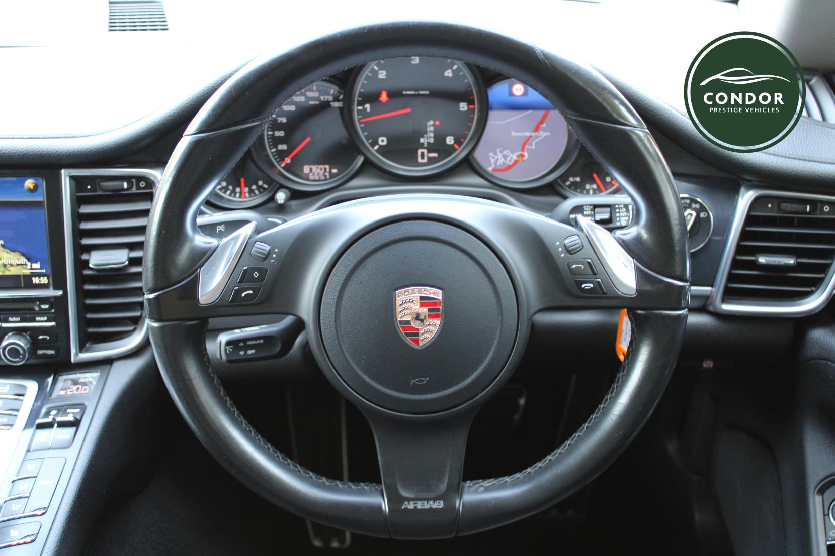 Porsche Panamera 3.0D V6 Hatchback 5dr Diesel TiptronicS Euro 5 (s/s) (300 ps)
