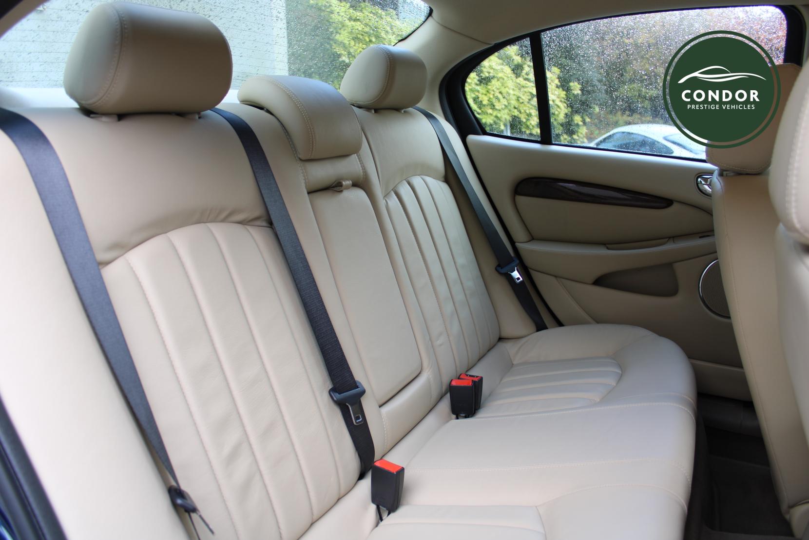 Jaguar X-Type 2.5 V6 SE Saloon 4dr Petrol Manual (AWD) (234 g/km, 194 bhp)