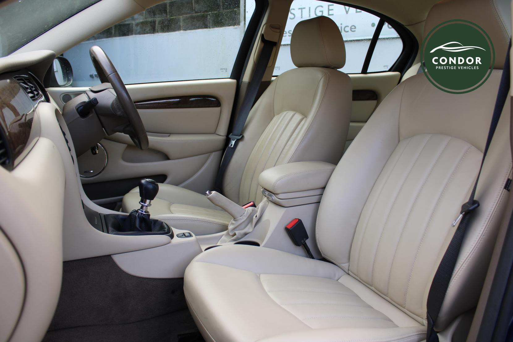 Jaguar X-Type 2.5 V6 SE Saloon 4dr Petrol Manual (AWD) (234 g/km, 194 bhp)