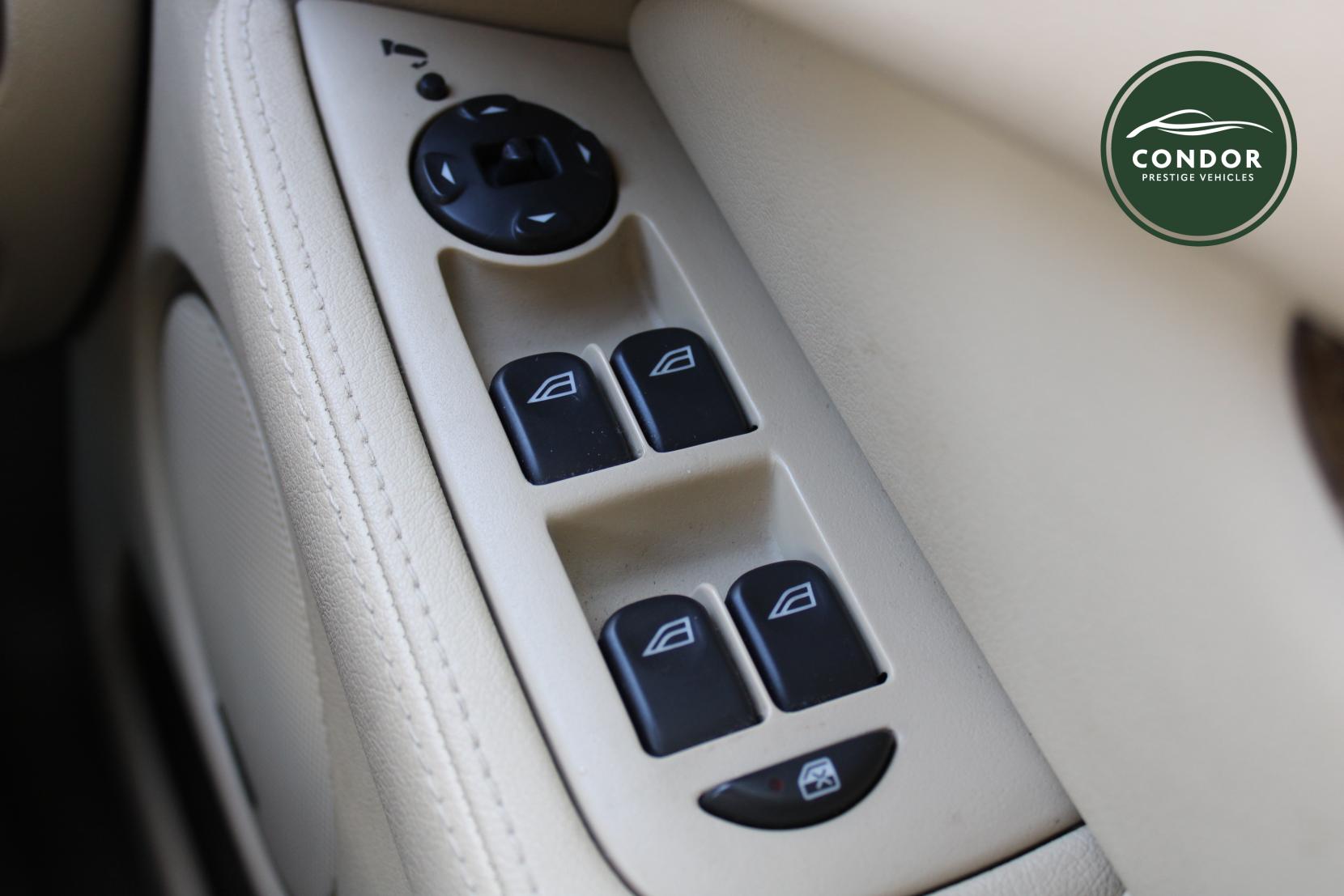 Jaguar X-Type 2.5 V6 SE Saloon 4dr Petrol Manual (AWD) (234 g/km, 194 bhp)