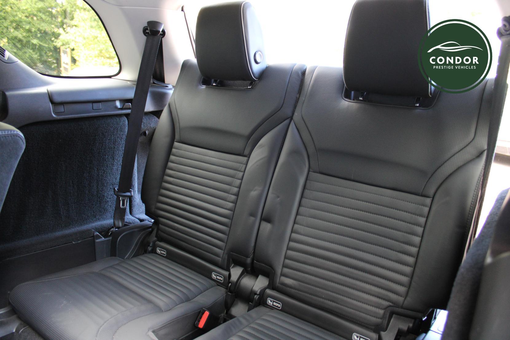 Land Rover Discovery 3.0 TD V6 HSE Luxury SUV 5dr Diesel Auto 4WD Euro 6 (s/s) (258 ps)