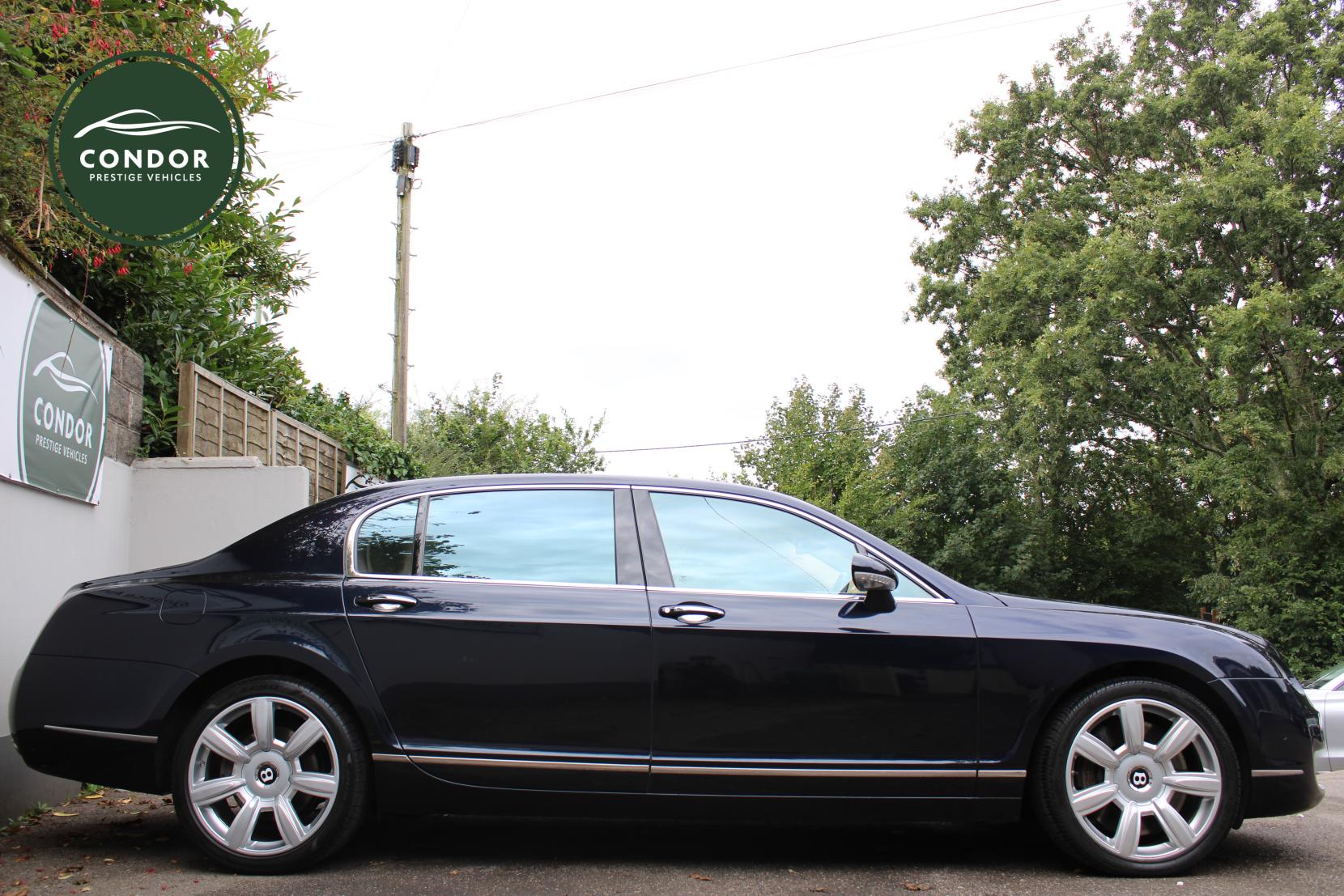 Bentley Continental 6.0 W12 Flying Spur Saloon 4dr Petrol Auto 4WD Euro 4 (560 ps)