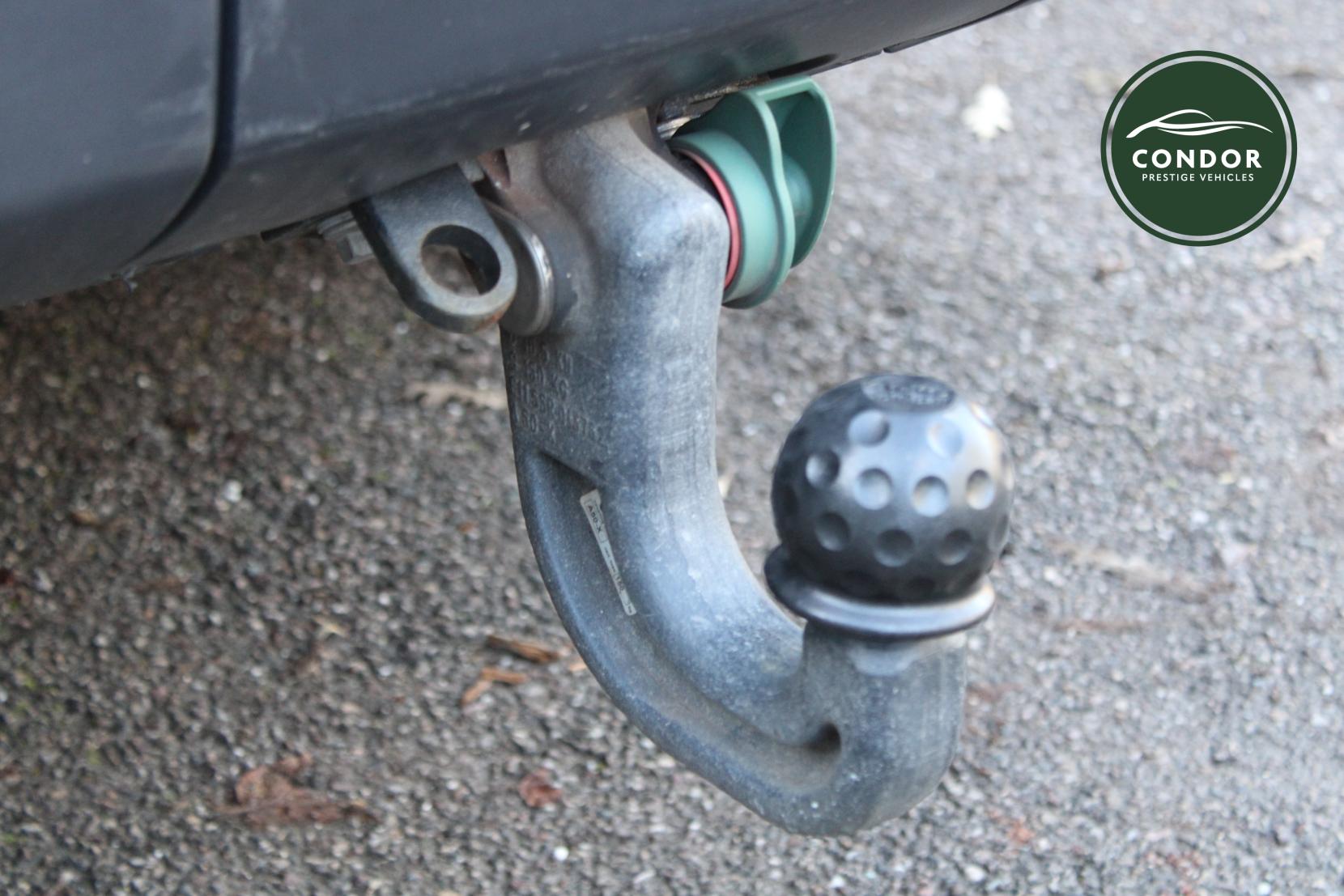 Land Rover Discovery 4 3.0 SD V6 HSE Luxury SUV 5dr Diesel Auto 4WD Euro 5 (s/s) (255 bhp)