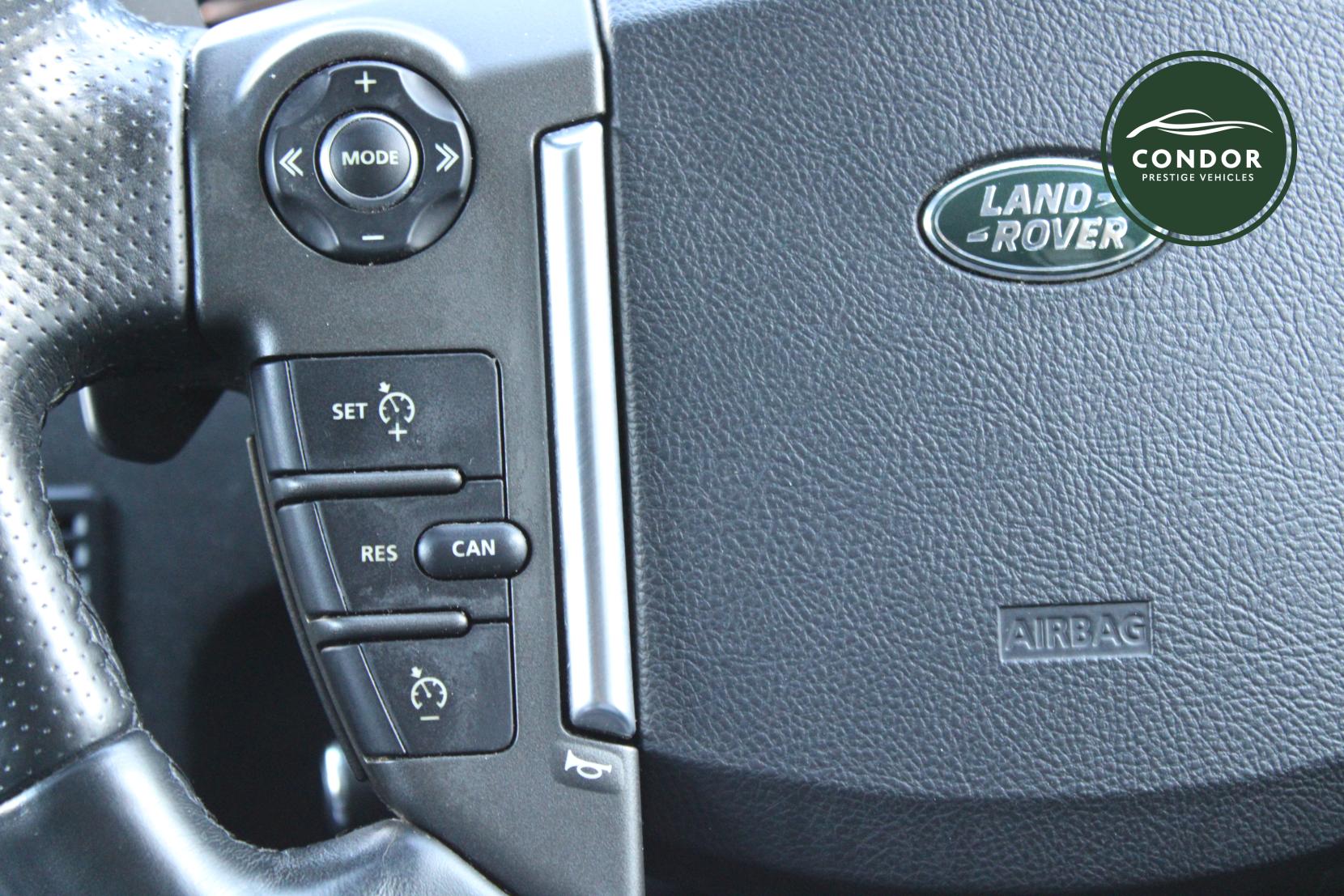 Land Rover Discovery 4 3.0 SD V6 HSE Luxury SUV 5dr Diesel Auto 4WD Euro 5 (s/s) (255 bhp)