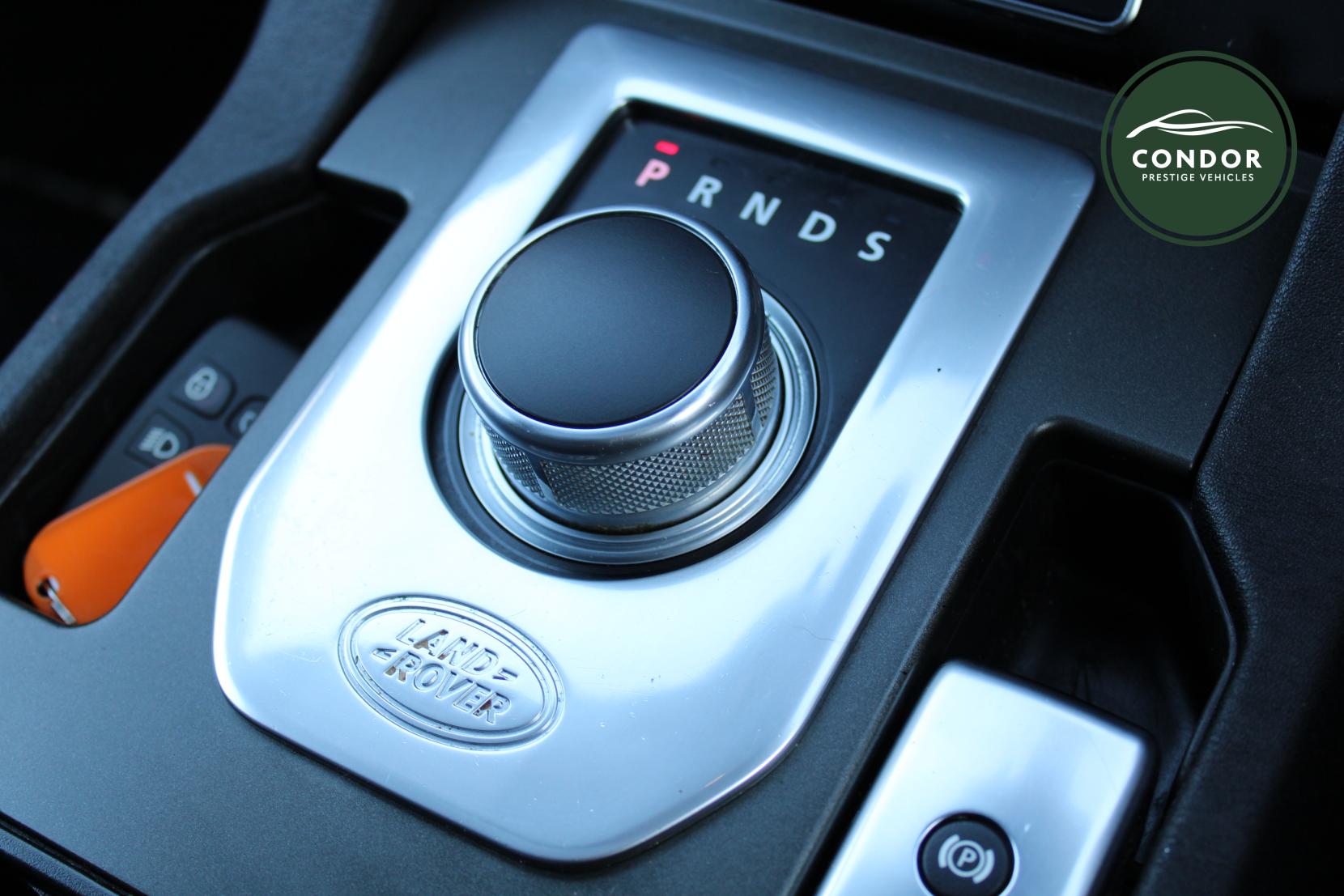 Land Rover Discovery 4 3.0 SD V6 HSE Luxury SUV 5dr Diesel Auto 4WD Euro 5 (s/s) (255 bhp)