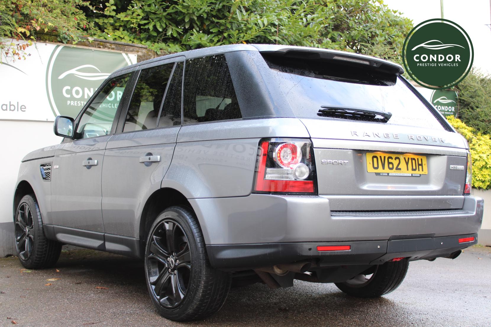 Land Rover Range Rover Sport 3.0 SD V6 HSE Luxury SUV 5dr Diesel Auto 4WD Euro 5 (255 bhp)