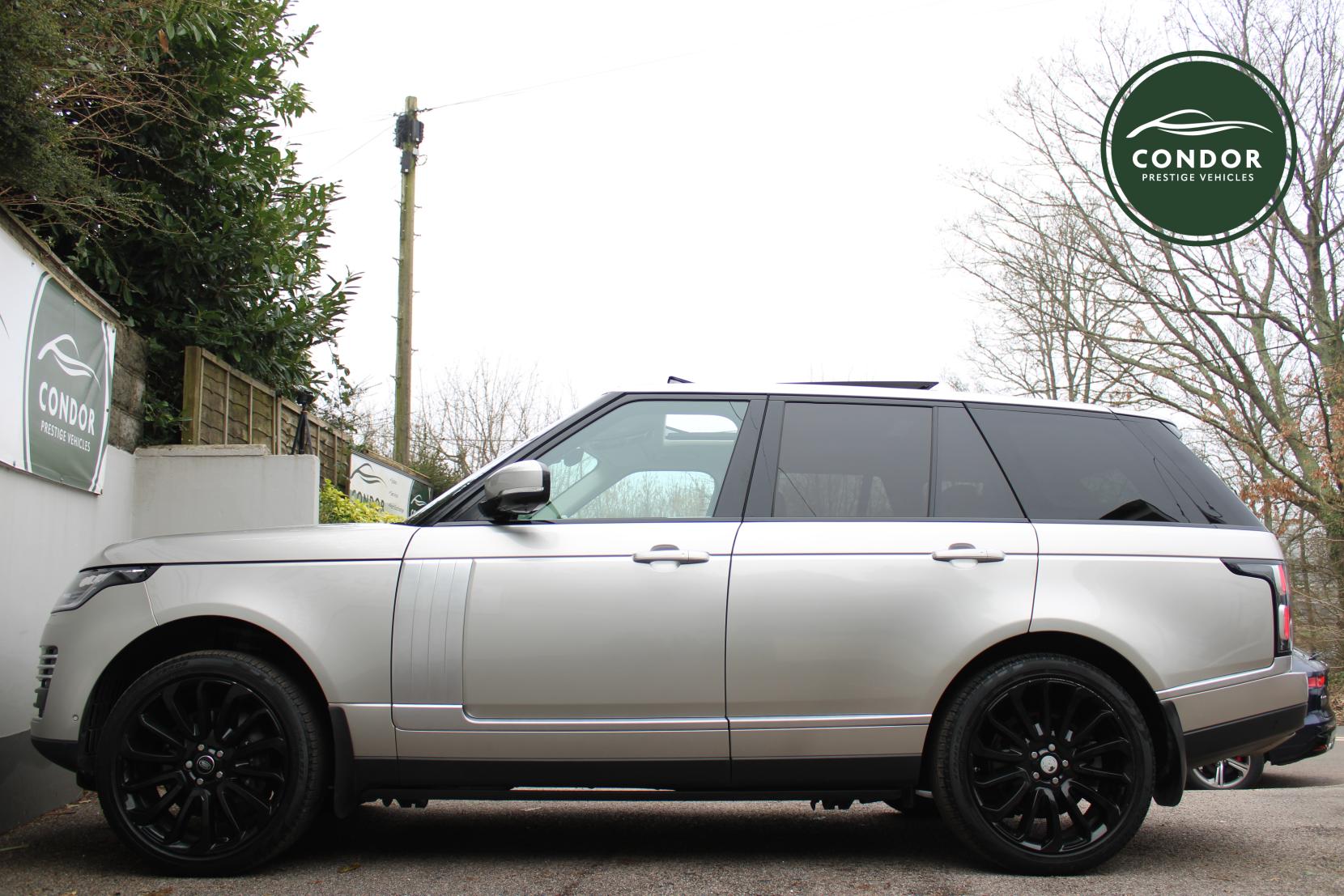 Land Rover Range Rover 4.4 SD V8 Autobiography SUV 5dr Diesel Auto 4WD Euro 6 (s/s) (339 ps)