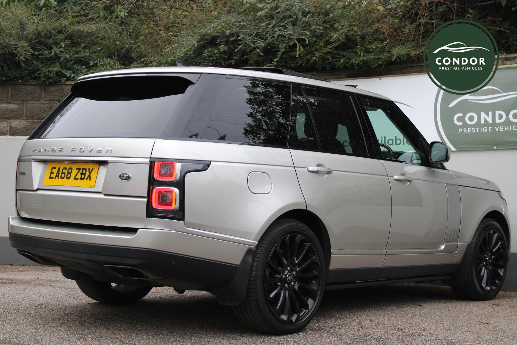 Land Rover Range Rover 4.4 SD V8 Autobiography SUV 5dr Diesel Auto 4WD Euro 6 (s/s) (339 ps)