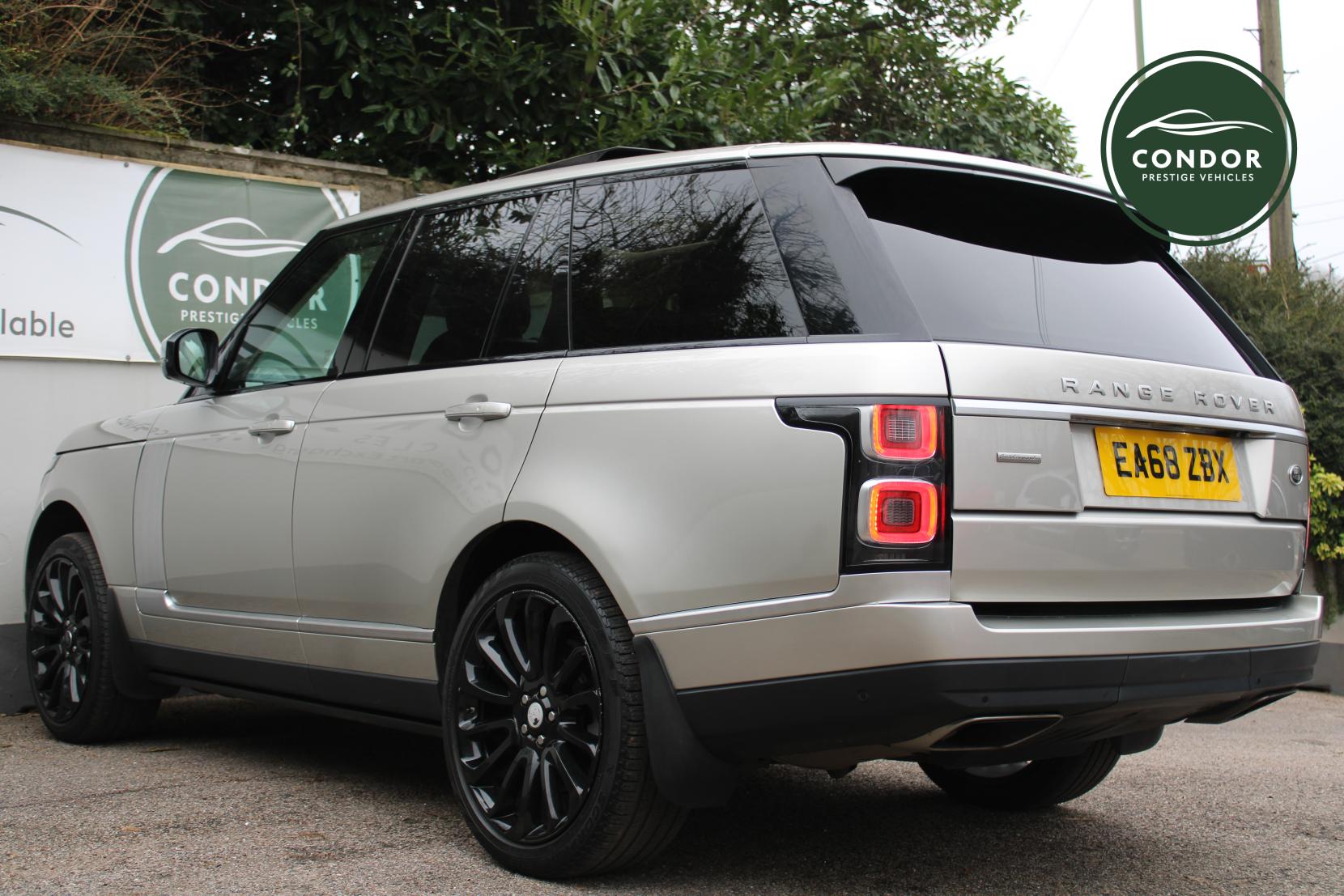 Land Rover Range Rover 4.4 SD V8 Autobiography SUV 5dr Diesel Auto 4WD Euro 6 (s/s) (339 ps)