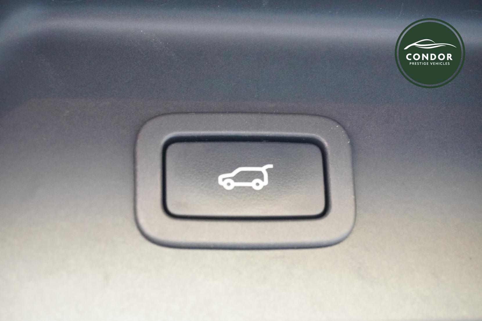 Land Rover Range Rover 3.0 TD V6 Autobiography SUV 5dr Diesel Auto 4WD Euro 6 (s/s) (258 ps)