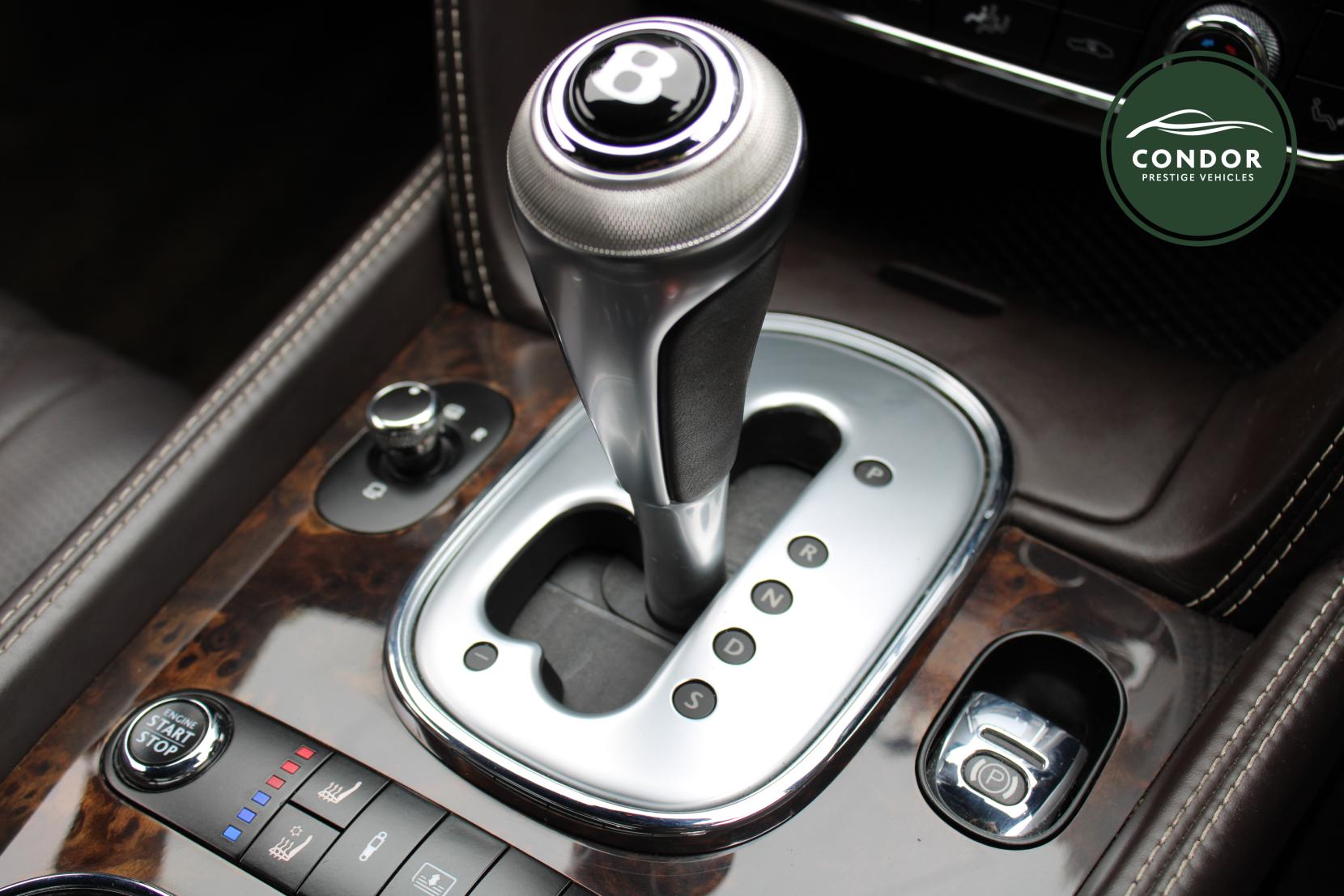 Bentley Flying Spur 6.0 W12 Saloon 4dr Petrol Auto 4WD Euro 5 (625 ps)