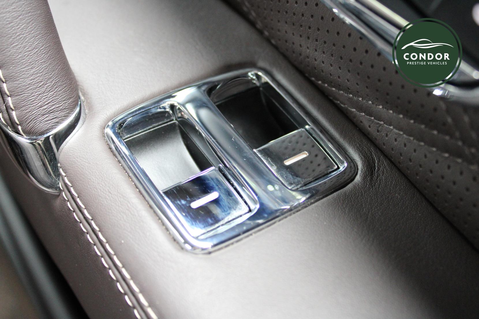 Bentley Flying Spur 6.0 W12 Saloon 4dr Petrol Auto 4WD Euro 5 (625 ps)