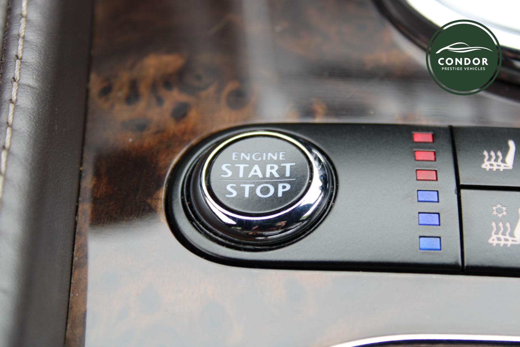 Bentley Flying Spur 6.0 W12 Saloon 4dr Petrol Auto 4WD Euro 5 (625 ps)