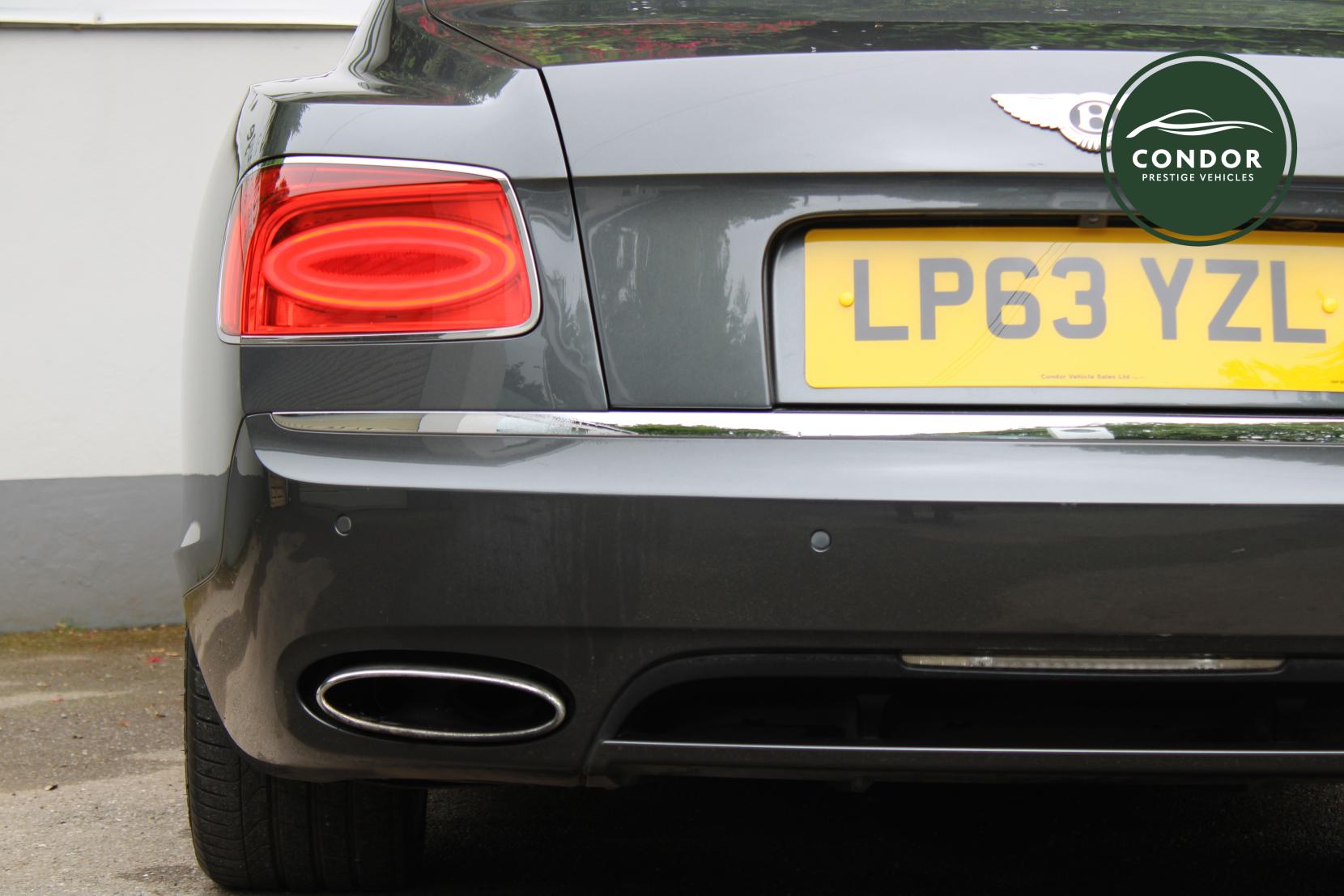 Bentley Flying Spur 6.0 W12 Saloon 4dr Petrol Auto 4WD Euro 5 (625 ps)