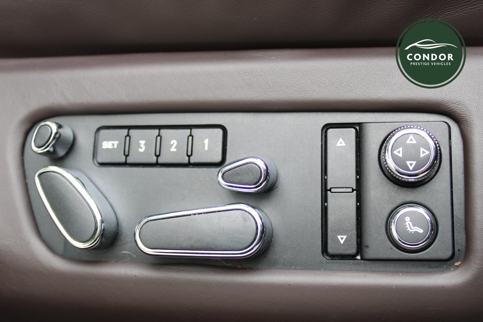 Bentley Flying Spur 6.0 W12 Saloon 4dr Petrol Auto 4WD Euro 5 (625 ps)