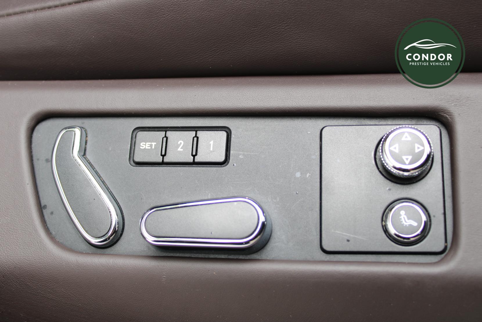 Bentley Flying Spur 6.0 W12 Saloon 4dr Petrol Auto 4WD Euro 5 (625 ps)