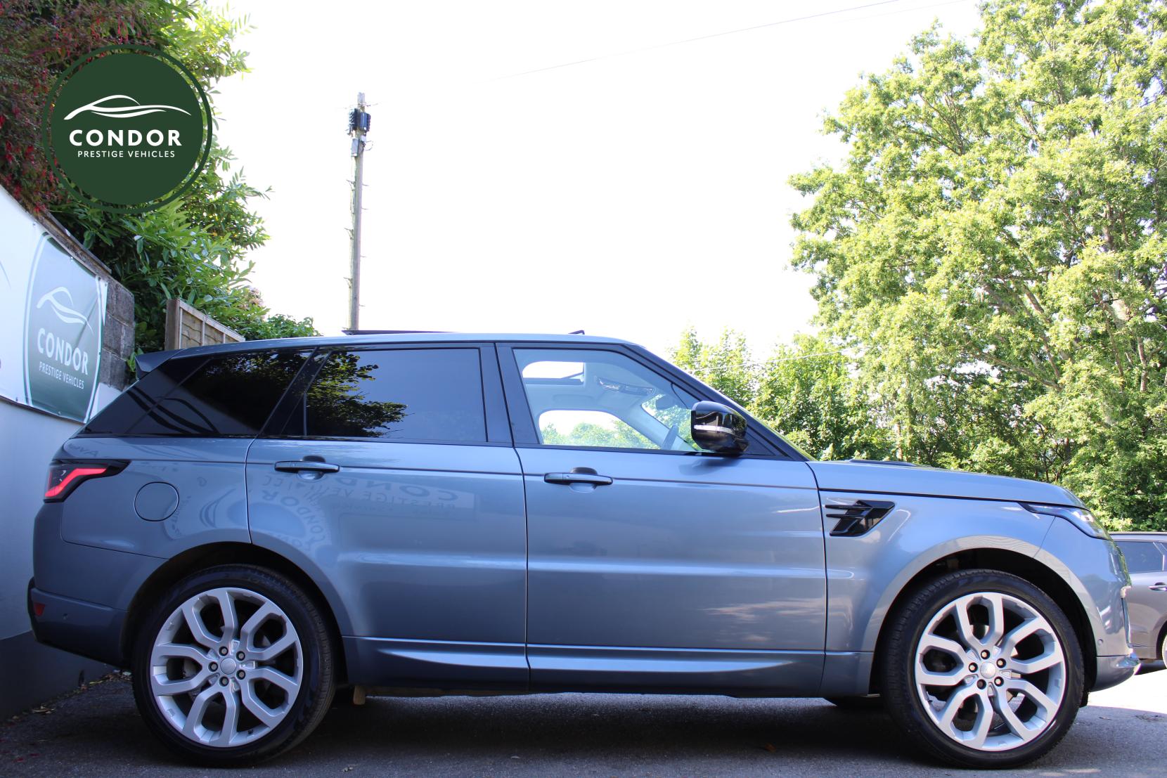 Land Rover Range Rover Sport 3.0 SD V6 Autobiography Dynamic SUV 5dr Diesel Auto 4WD Euro 6 (s/s) (306 ps)