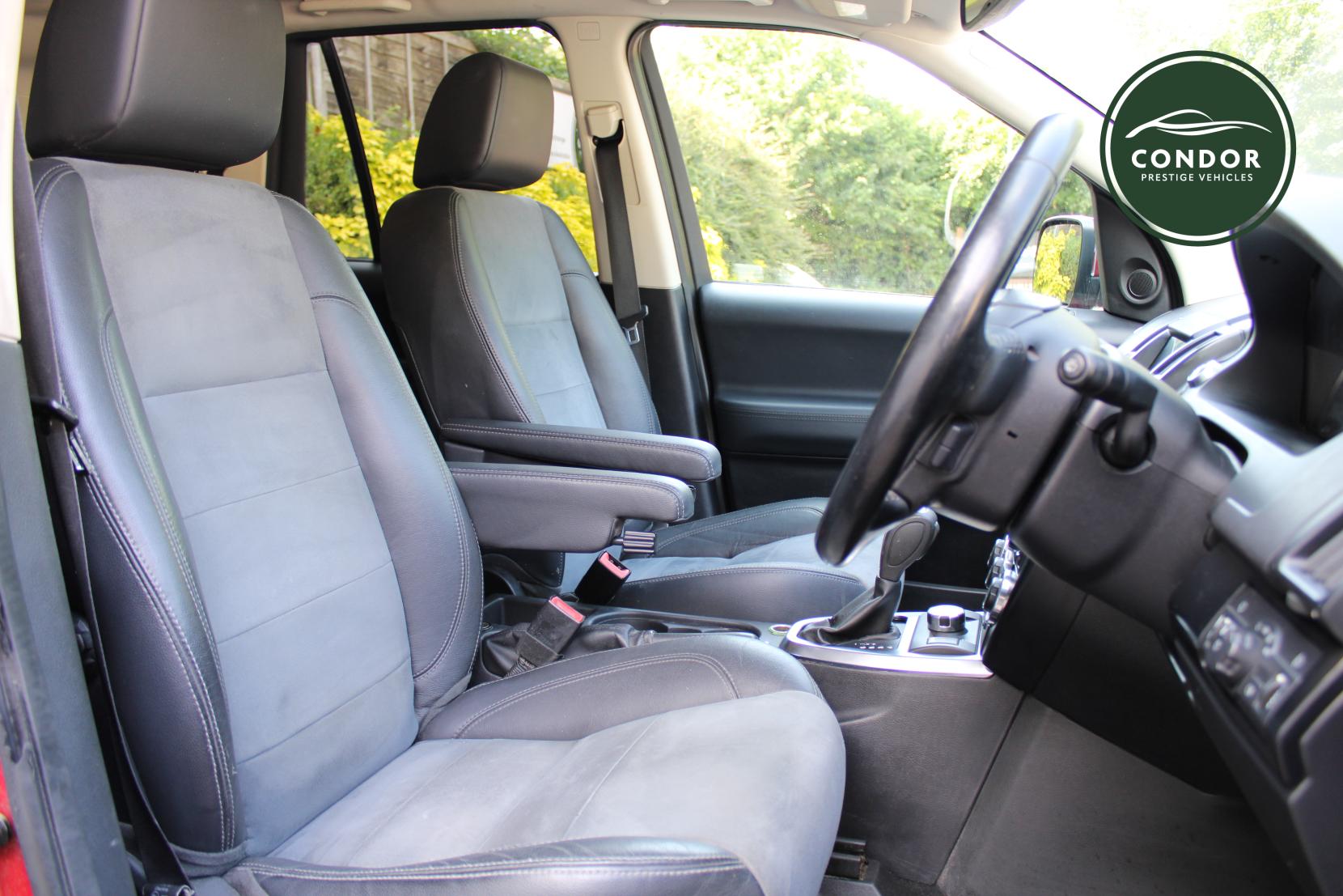 Land Rover Freelander 2 2.2 SD4 XS SUV 5dr Diesel CommandShift 4WD Euro 5 (190 ps)