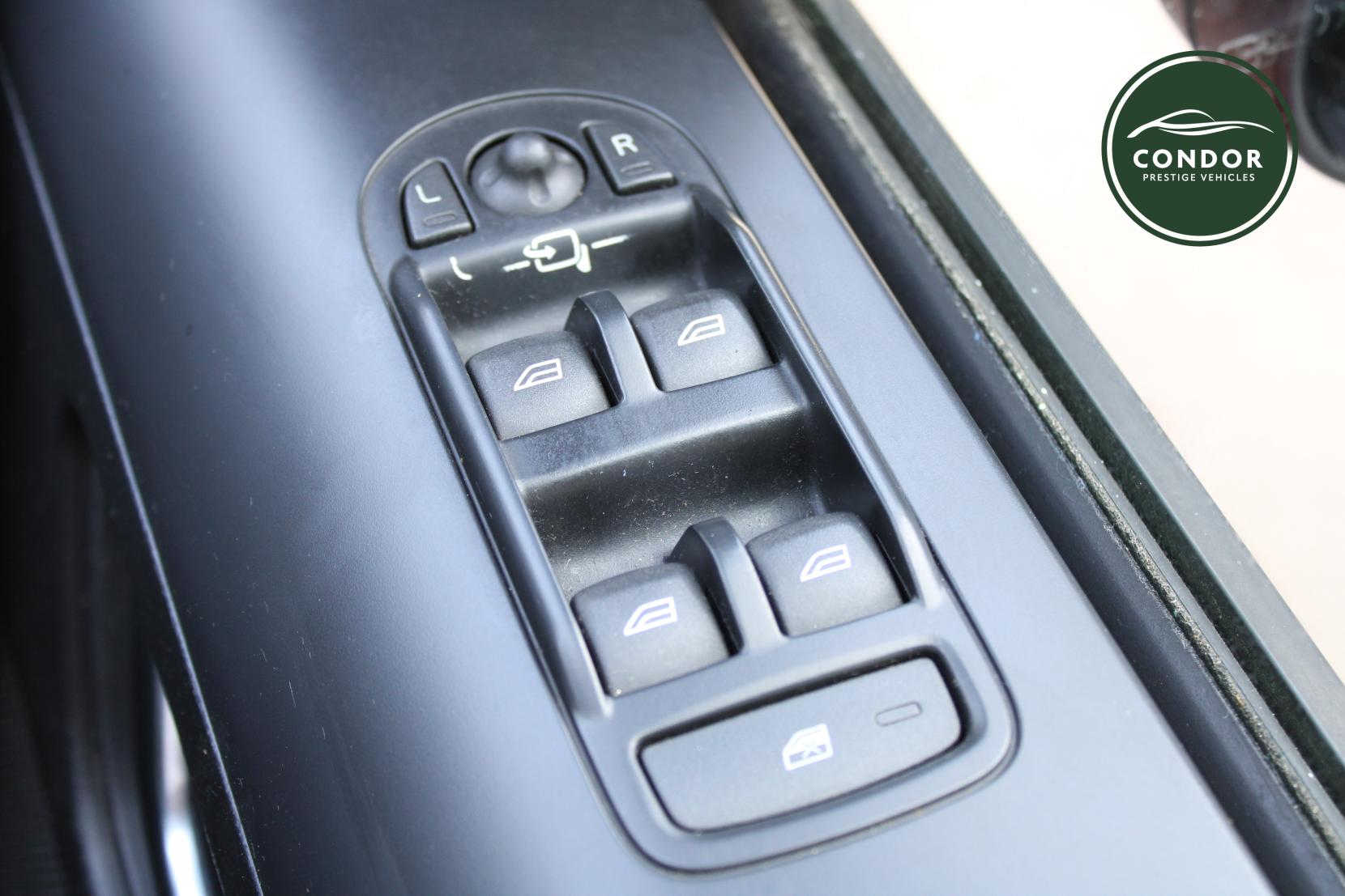Land Rover Freelander 2 2.2 SD4 XS SUV 5dr Diesel CommandShift 4WD Euro 5 (190 ps)