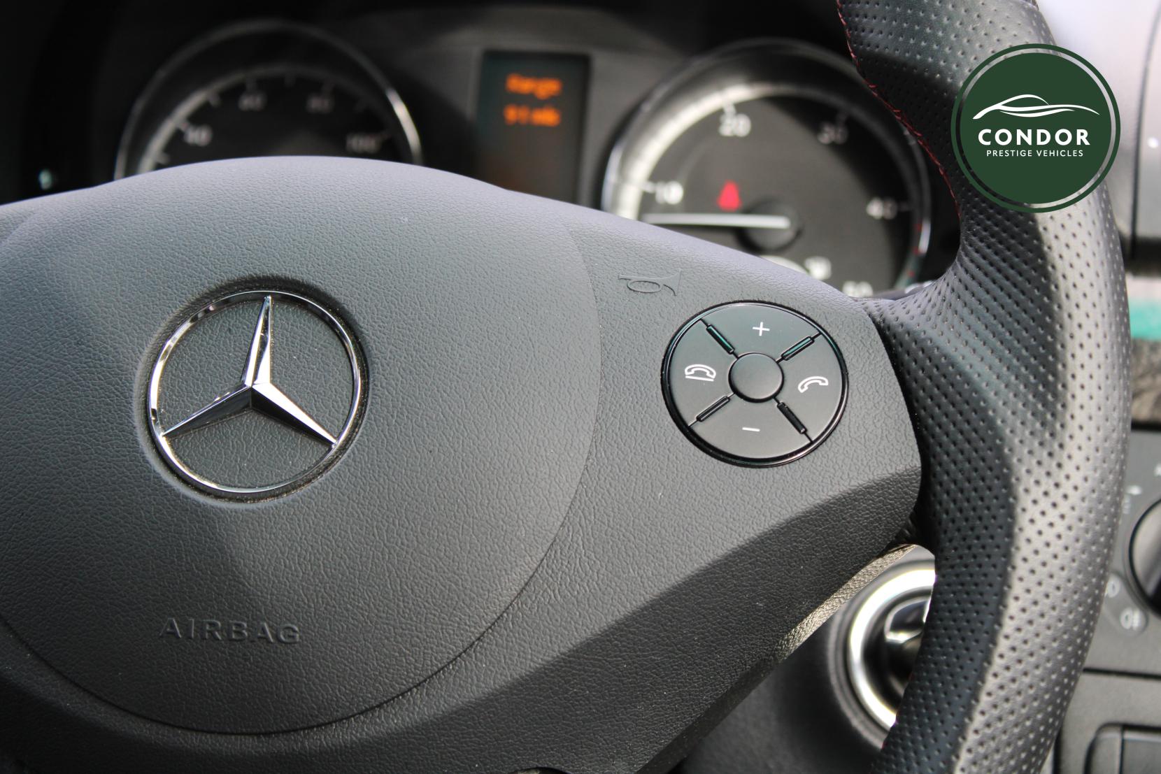 Mercedes-Benz Viano 3.0 CDI Ambiente MPV 5dr Diesel Automatic RWD L1 H1 (226 g/km, 224 bhp)