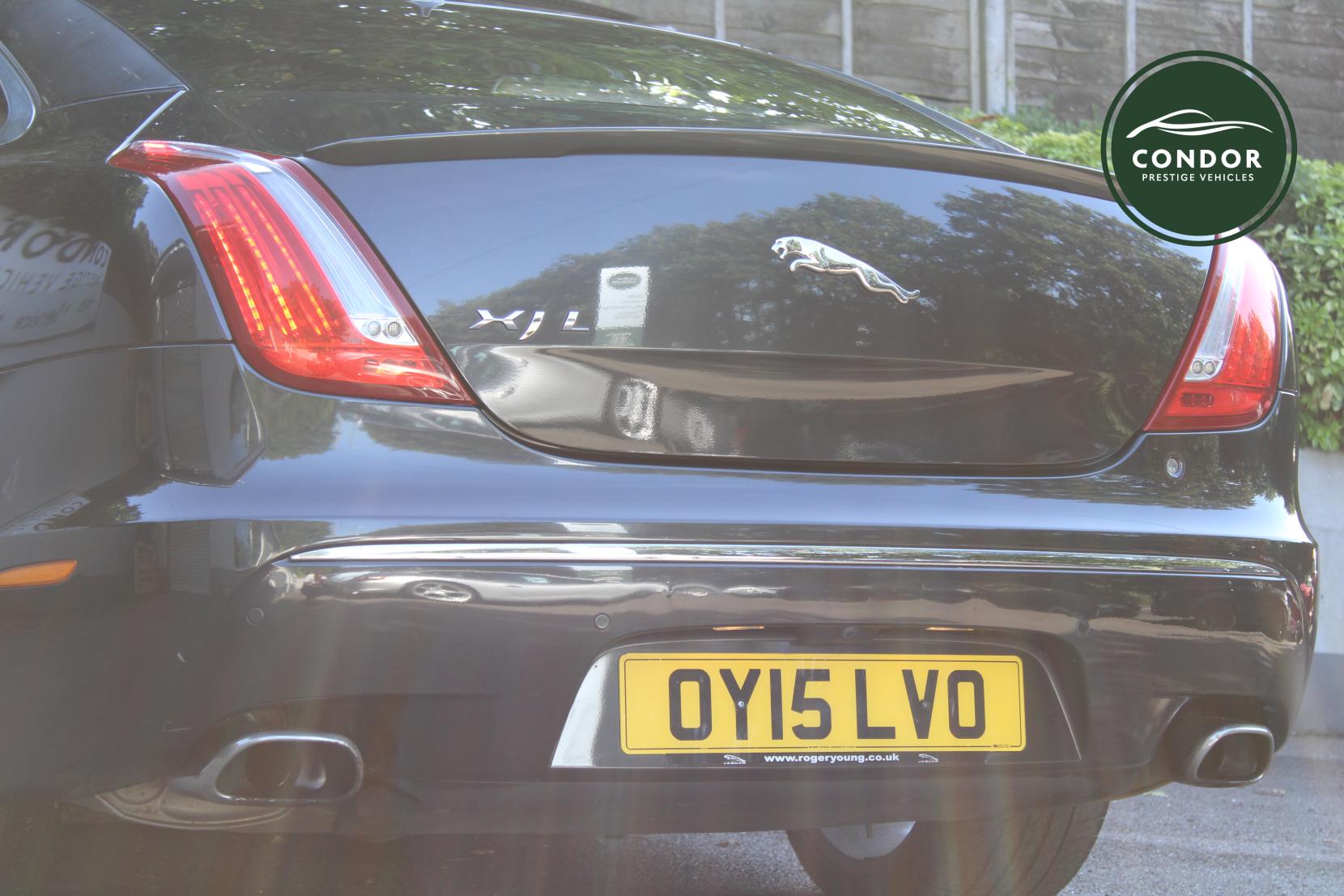 Jaguar XJ 3.0 V6 Portfolio Saloon 4dr Petrol Auto Euro 5 (s/s) (LWB) (340 ps)