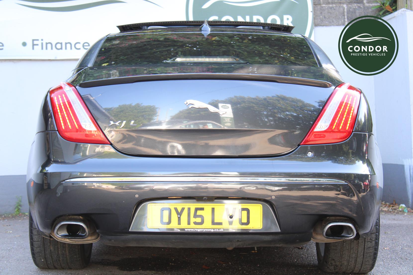 Jaguar XJ 3.0 V6 Portfolio Saloon 4dr Petrol Auto Euro 5 (s/s) (LWB) (340 ps)
