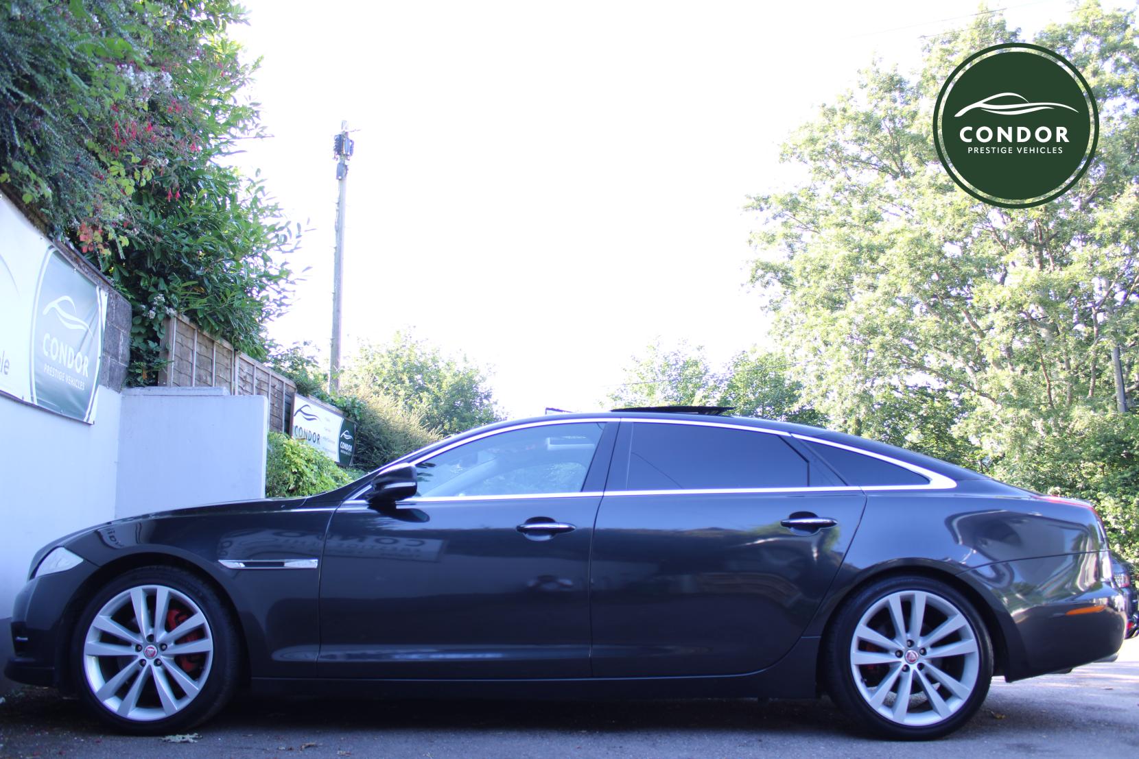 Jaguar XJ 3.0 V6 Portfolio Saloon 4dr Petrol Auto Euro 5 (s/s) (LWB) (340 ps)