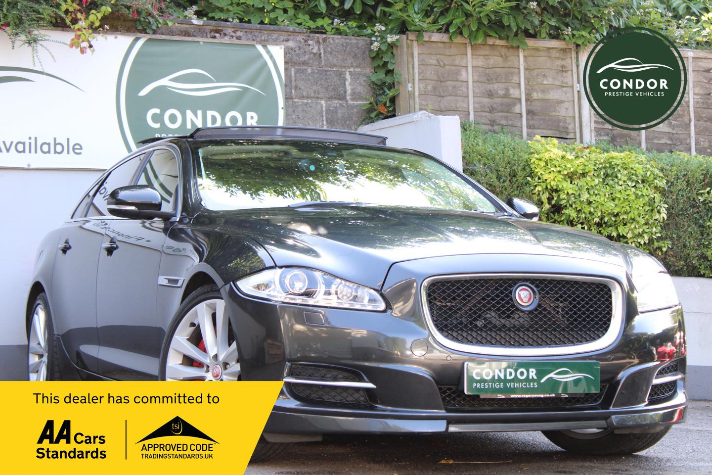 Jaguar XJ 3.0 V6 Portfolio Saloon 4dr Petrol Auto Euro 5 (s/s) (LWB) (340 ps)
