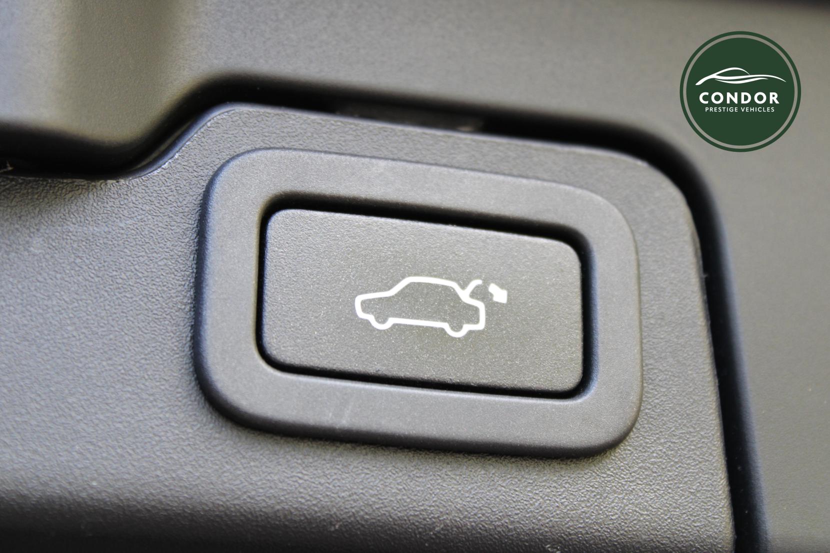 Land Rover Range Rover Evoque 2.2 SD4 Prestige SUV 5dr Diesel Auto 4WD Euro 5 (190 ps)