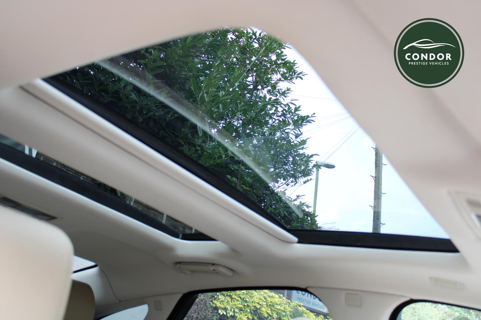 Jaguar XJ 3.0d V6 Luxury Saloon 4dr Diesel Auto Euro 5 (s/s) (275 ps)