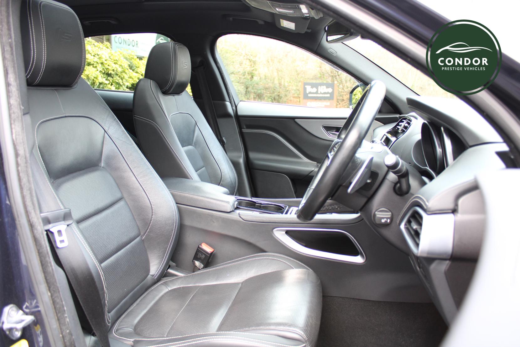 Jaguar F-PACE 3.0 V6 S SUV 5dr Petrol Auto AWD Euro 6 (s/s) (380 ps)