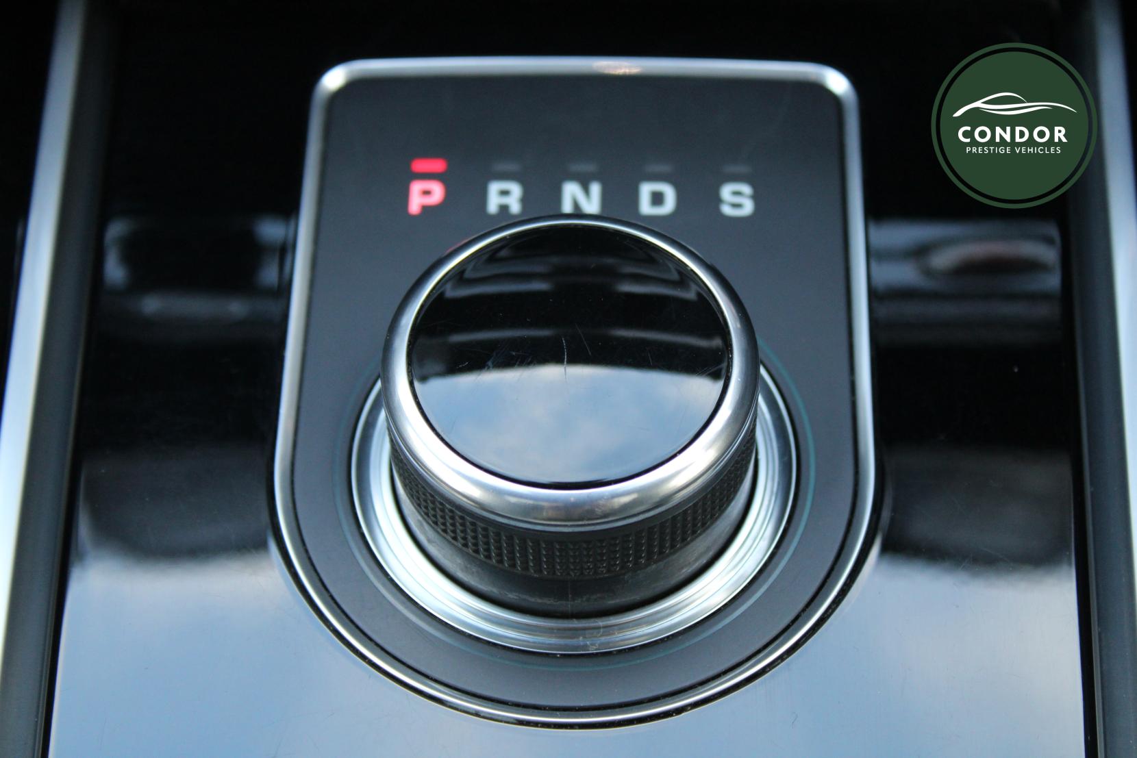 Jaguar F-PACE 3.0 V6 S SUV 5dr Petrol Auto AWD Euro 6 (s/s) (380 ps)