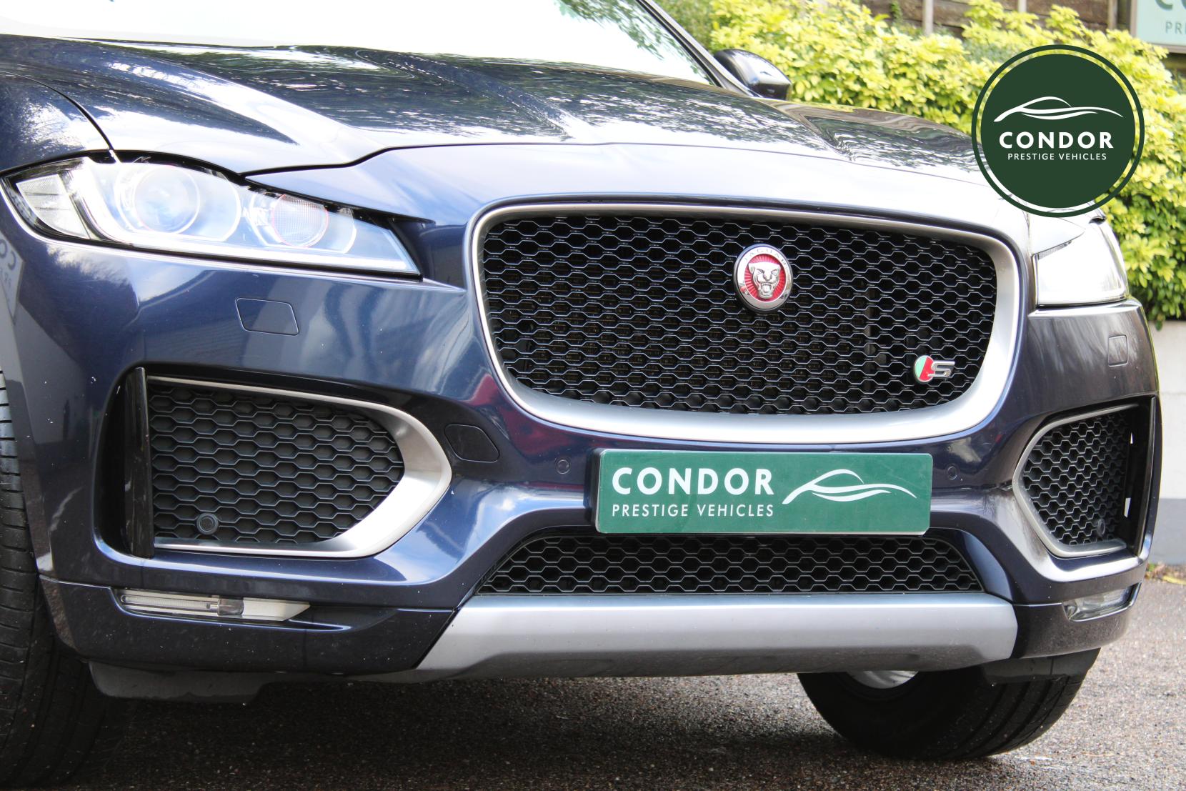 Jaguar F-PACE 3.0 V6 S SUV 5dr Petrol Auto AWD Euro 6 (s/s) (380 ps)