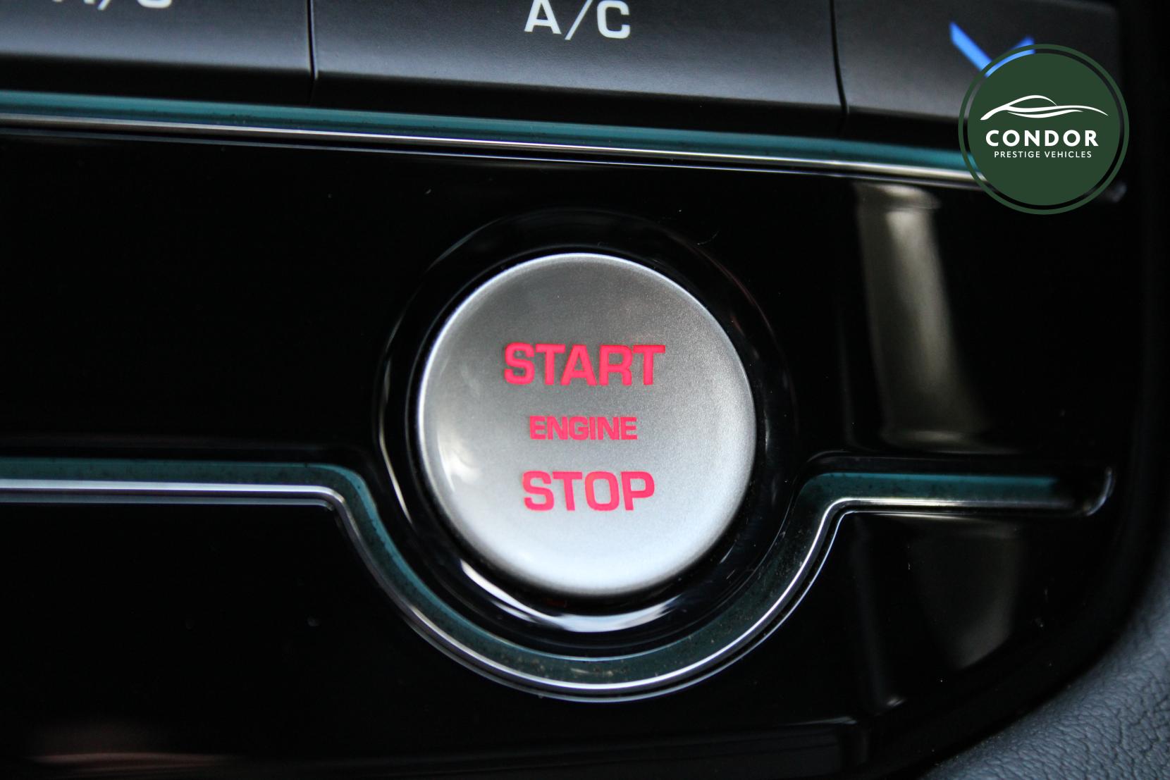 Jaguar F-PACE 3.0 V6 S SUV 5dr Petrol Auto AWD Euro 6 (s/s) (380 ps)