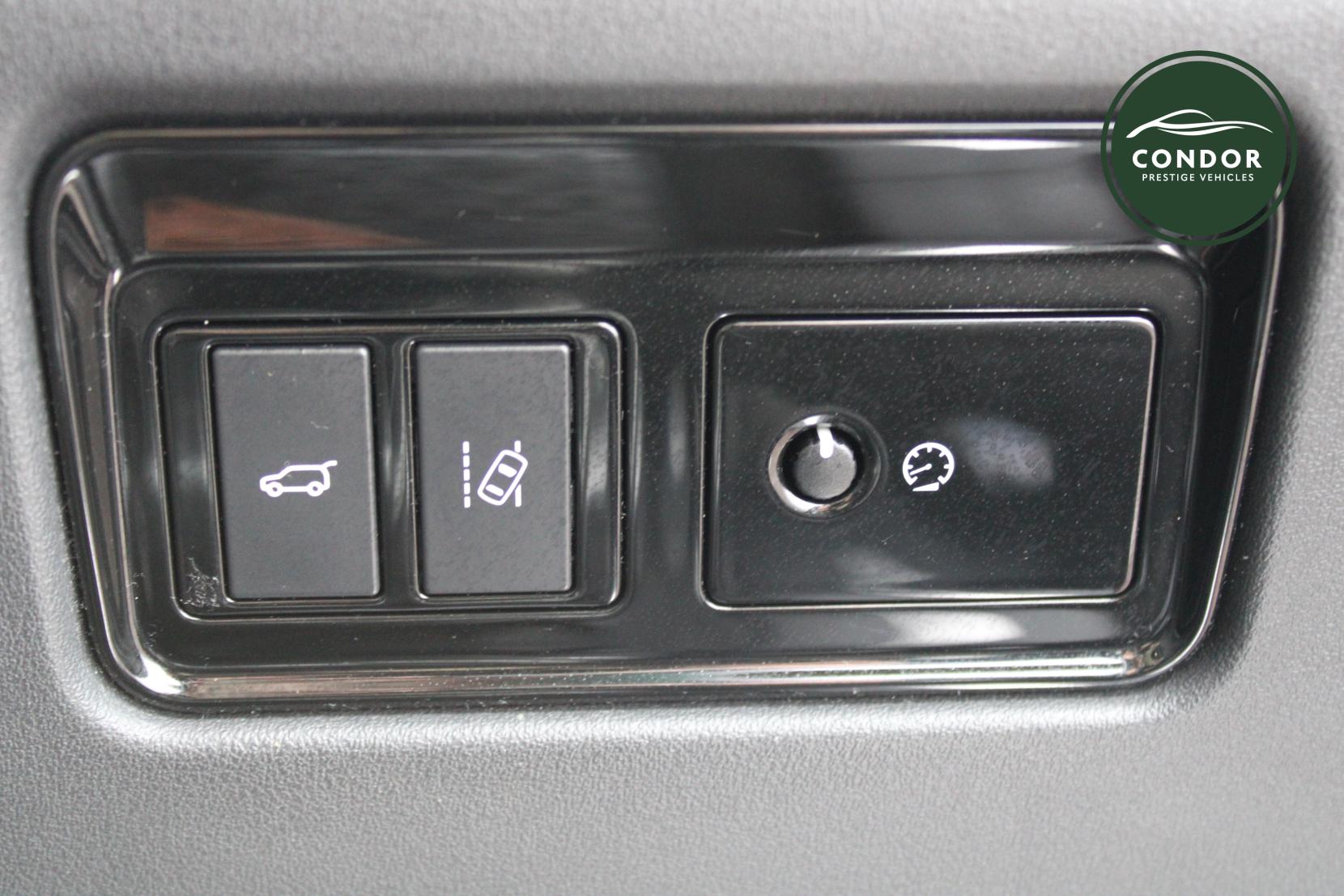 Jaguar F-PACE 3.0 V6 S SUV 5dr Petrol Auto AWD Euro 6 (s/s) (380 ps)