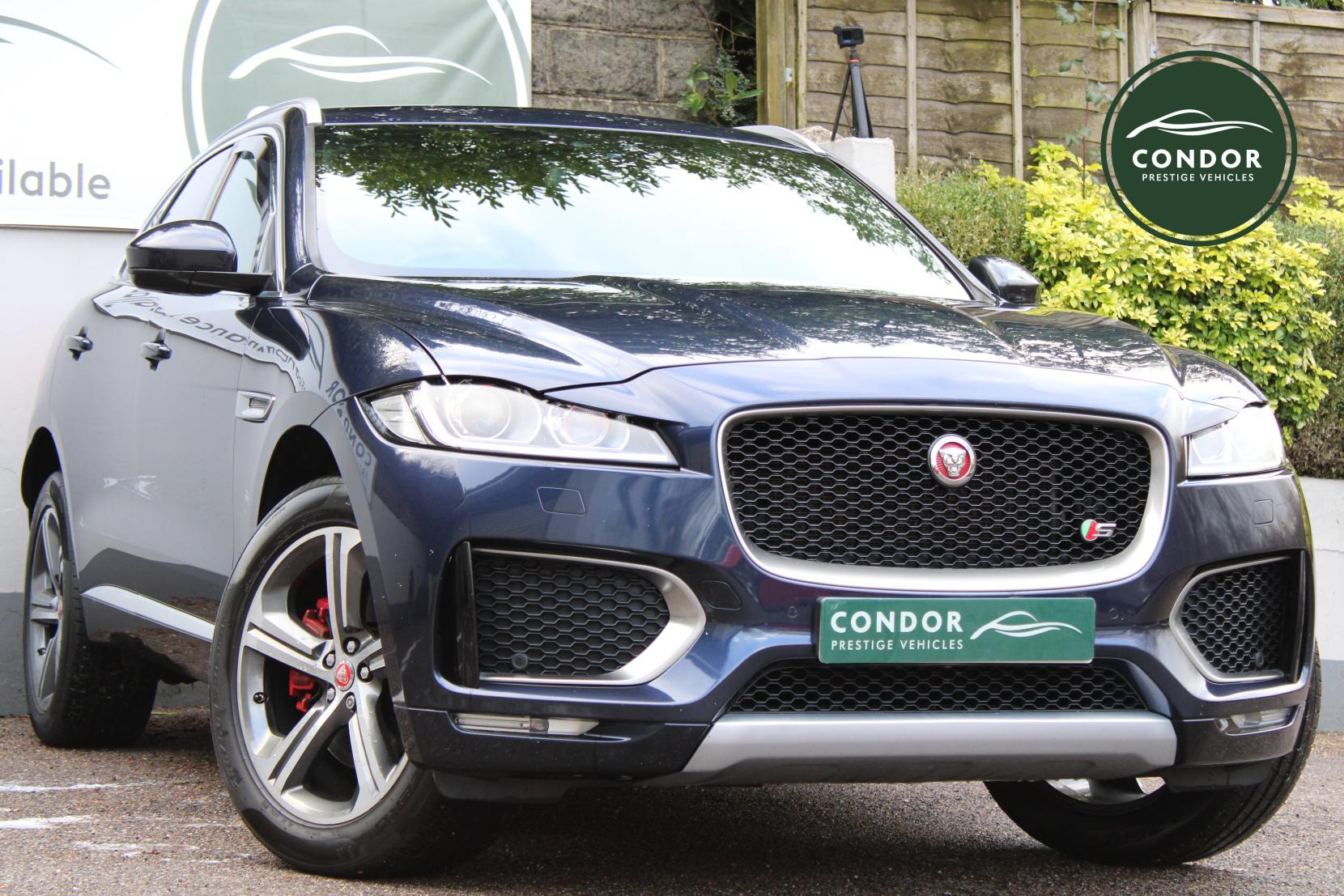 Jaguar F-PACE 3.0 V6 S SUV 5dr Petrol Auto AWD Euro 6 (s/s) (380 ps)