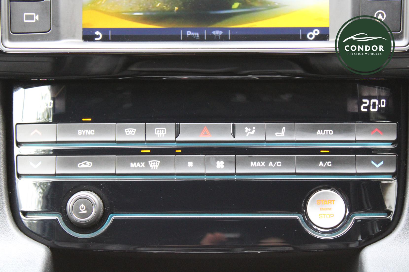 Jaguar F-PACE 3.0 V6 S SUV 5dr Petrol Auto AWD Euro 6 (s/s) (380 ps)