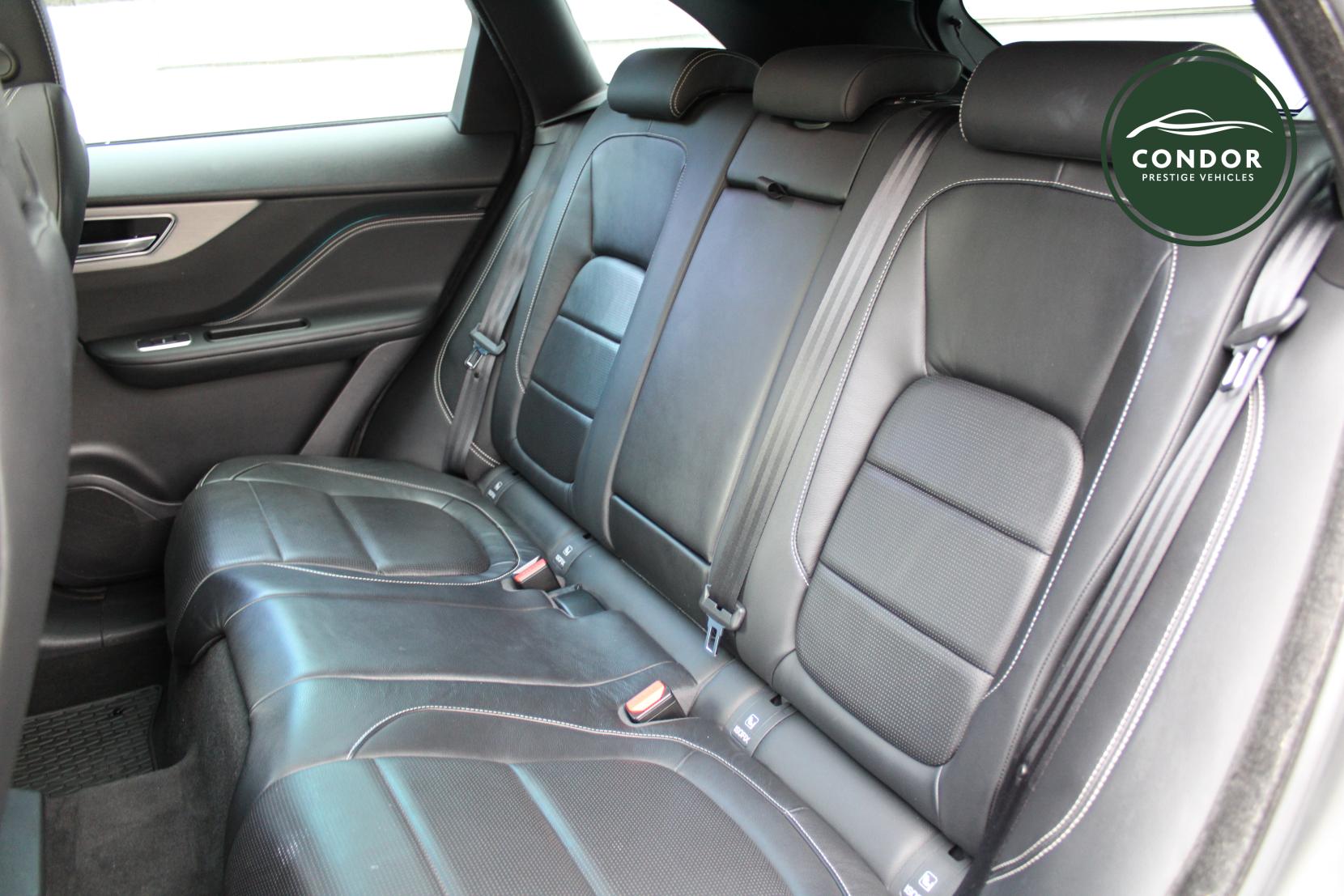 Jaguar F-PACE 3.0 V6 S SUV 5dr Petrol Auto AWD Euro 6 (s/s) (380 ps)