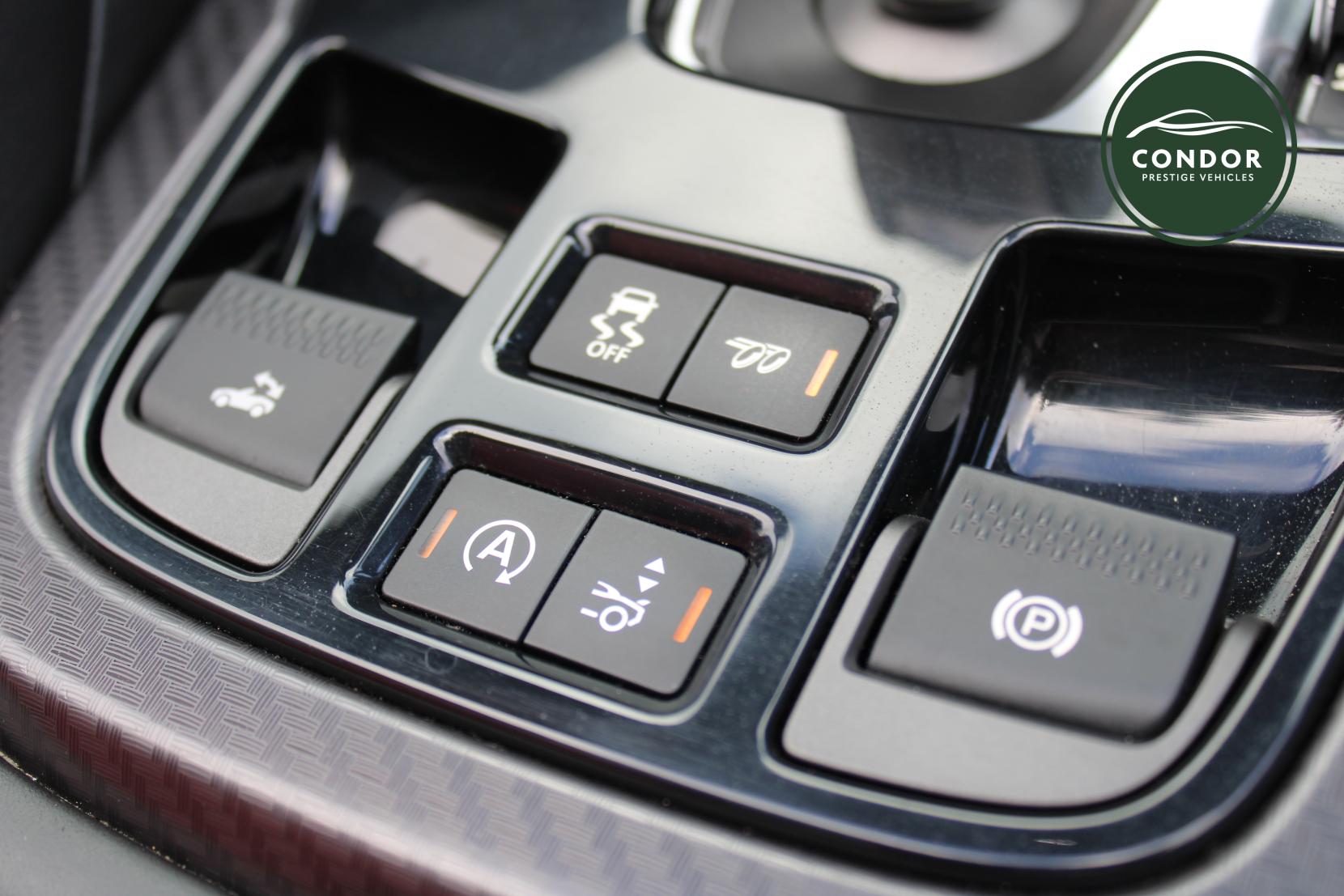 Jaguar F-Type 5.0 V8 R Convertible 2dr Petrol Auto AWD Euro 6 (s/s) (550 ps)