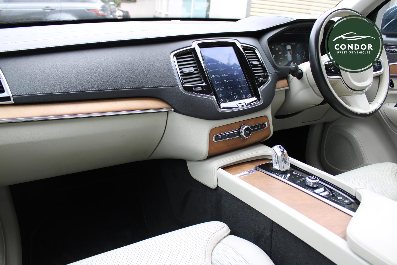 Volvo XC90 2.0h T8 Twin Engine 10.4kWh Inscription Pro SUV 5dr Petrol Plug-in Hybrid Auto 4WD Euro 6 (s/s) (407 ps)