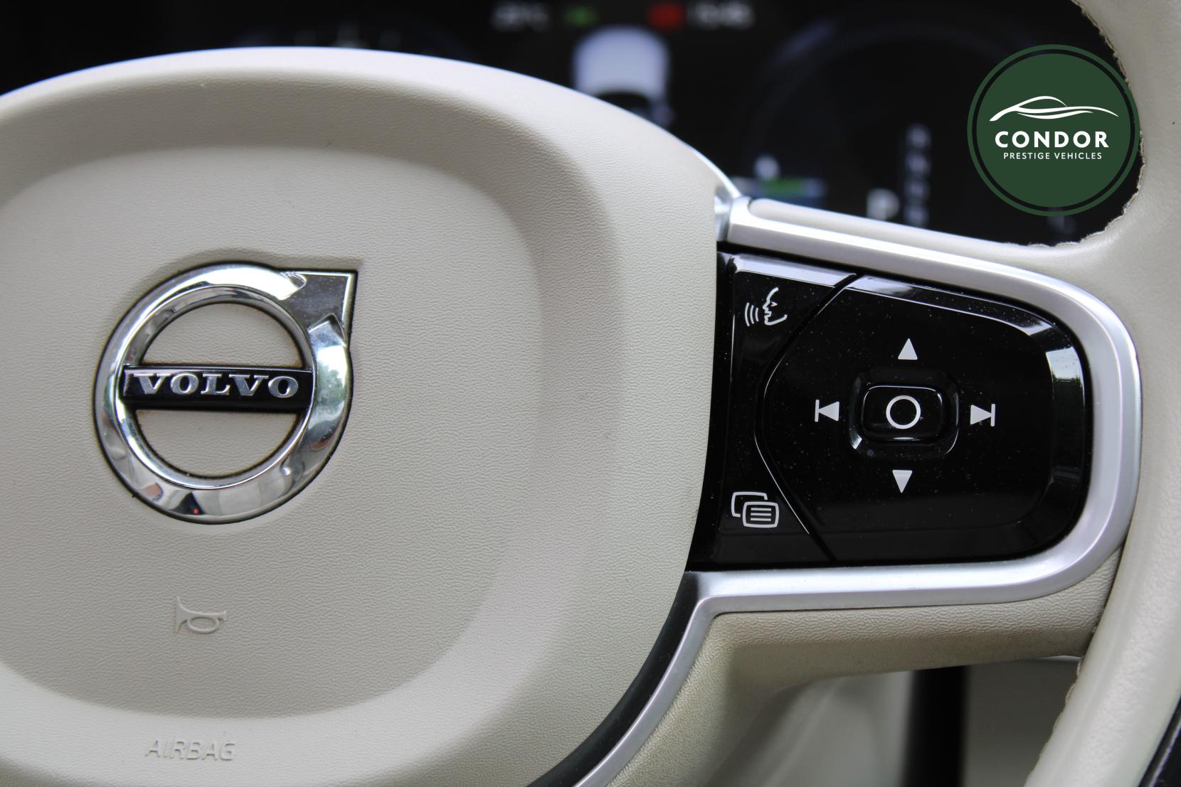 Volvo XC90 2.0h T8 Twin Engine 10.4kWh Inscription Pro SUV 5dr Petrol Plug-in Hybrid Auto 4WD Euro 6 (s/s) (407 ps)